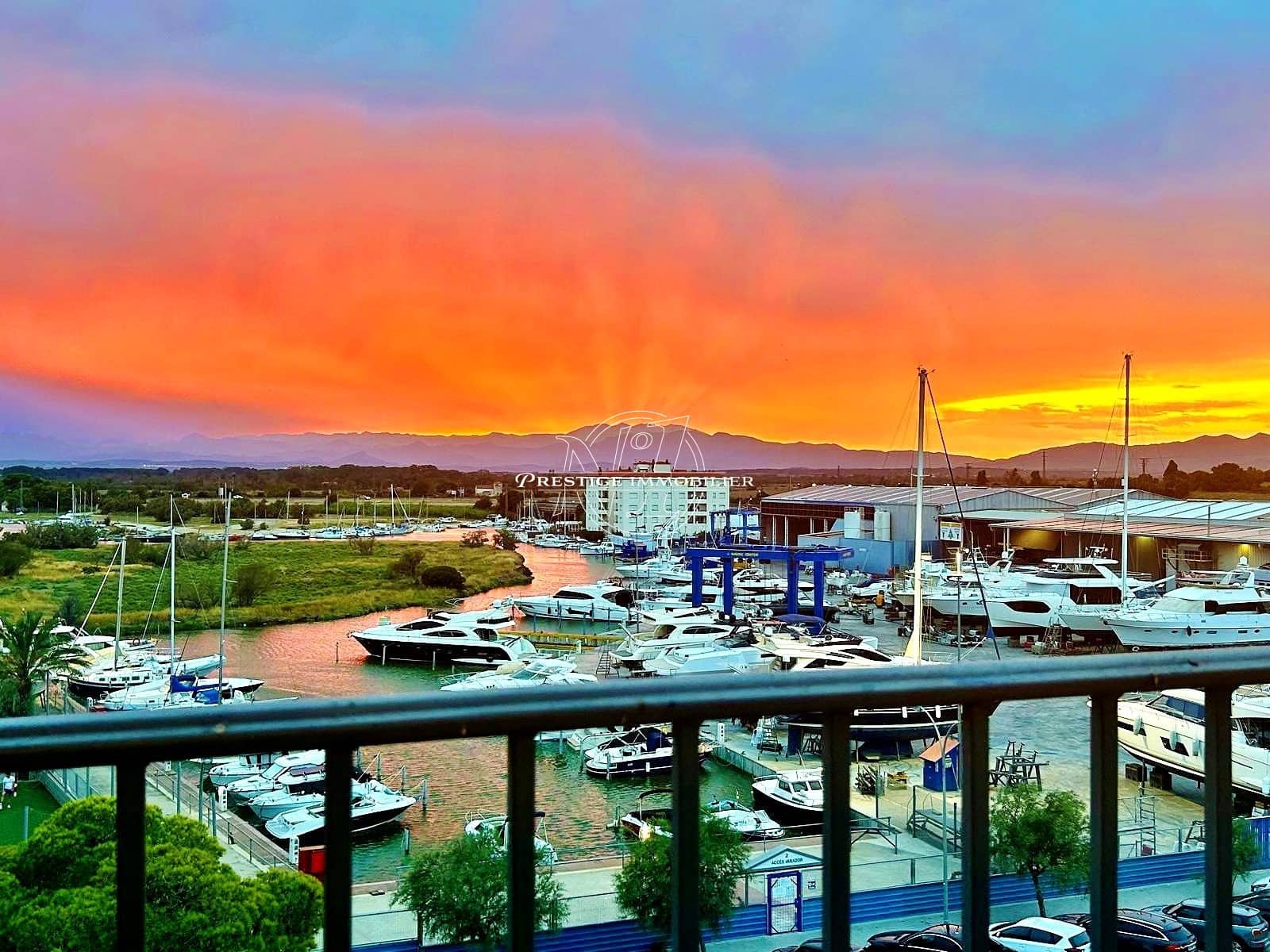 Apartment for sale in Roses with pool - € 99,500 (Ref: 9681431)