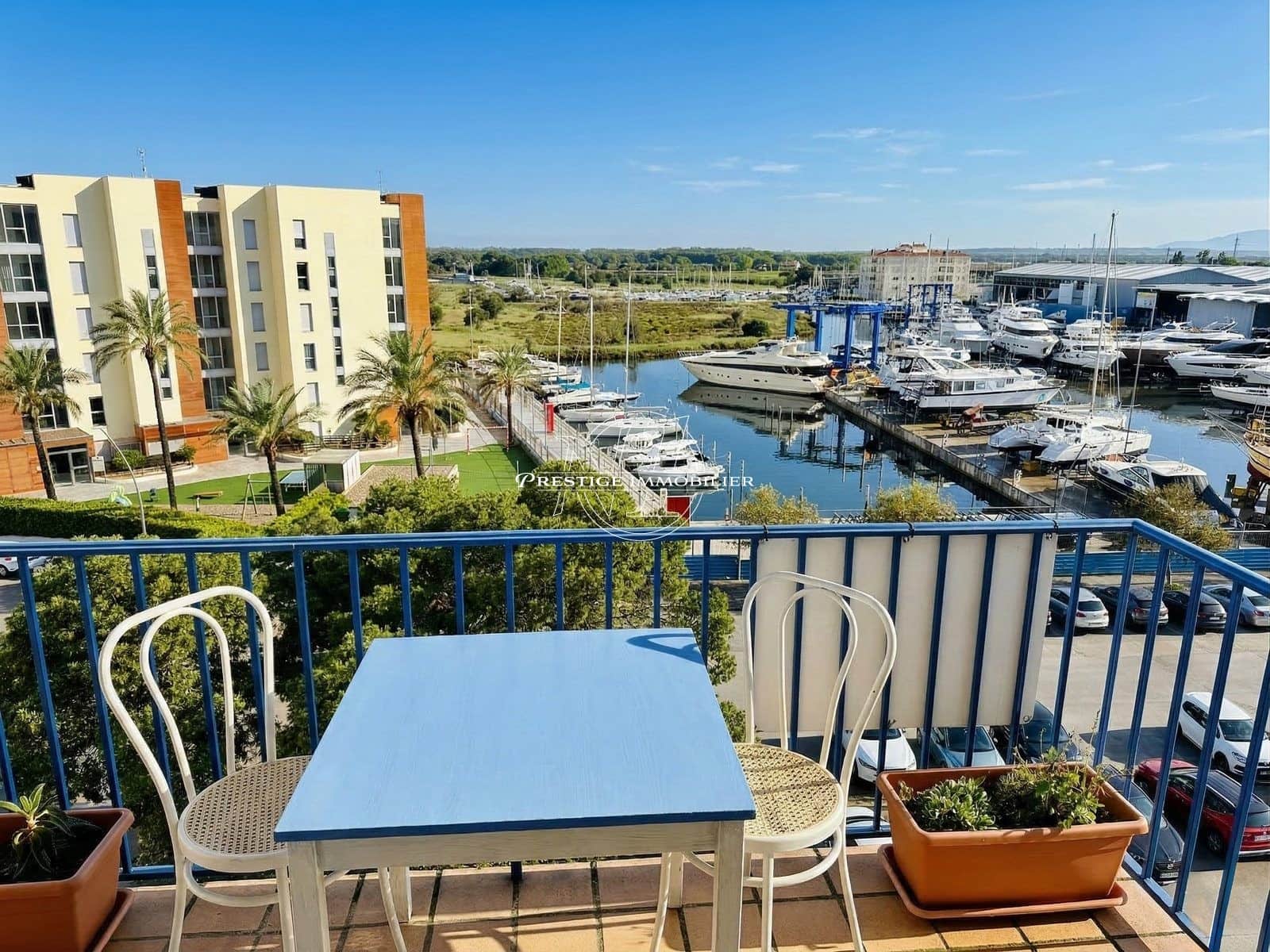 Apartment for sale in Roses with pool - € 99,500 (Ref: 9681431)