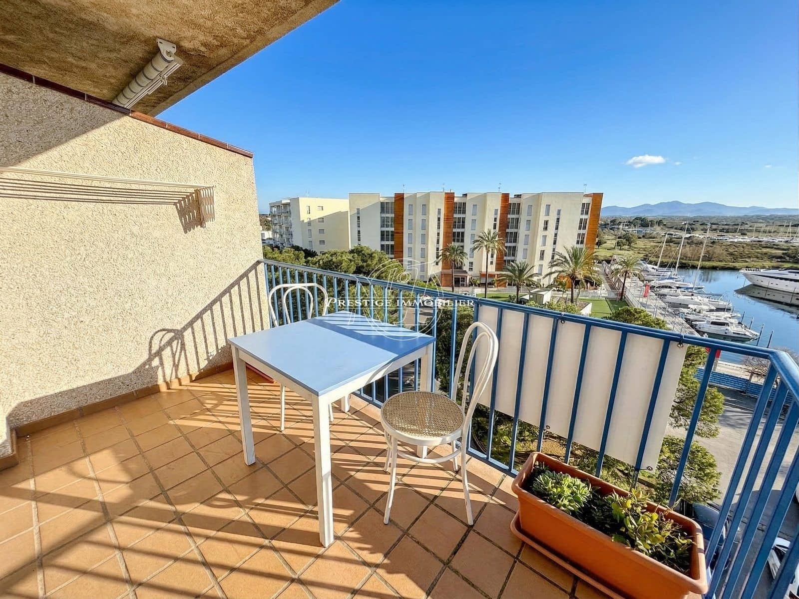 Apartment for sale in Roses with pool - € 99,500 (Ref: 9681431)