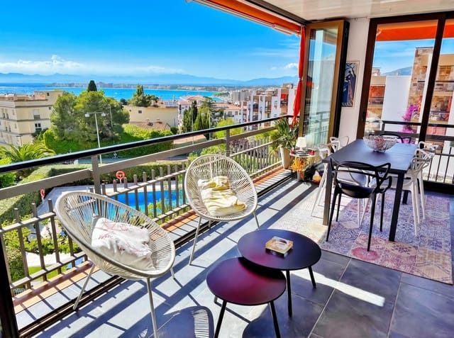 3 quarto Apartamento para venda em Roses com piscina - 475 000 € (Ref: 9697829)