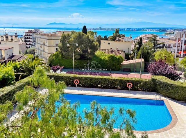3 quarto Apartamento para venda em Roses com piscina - 475 000 € (Ref: 9697829)