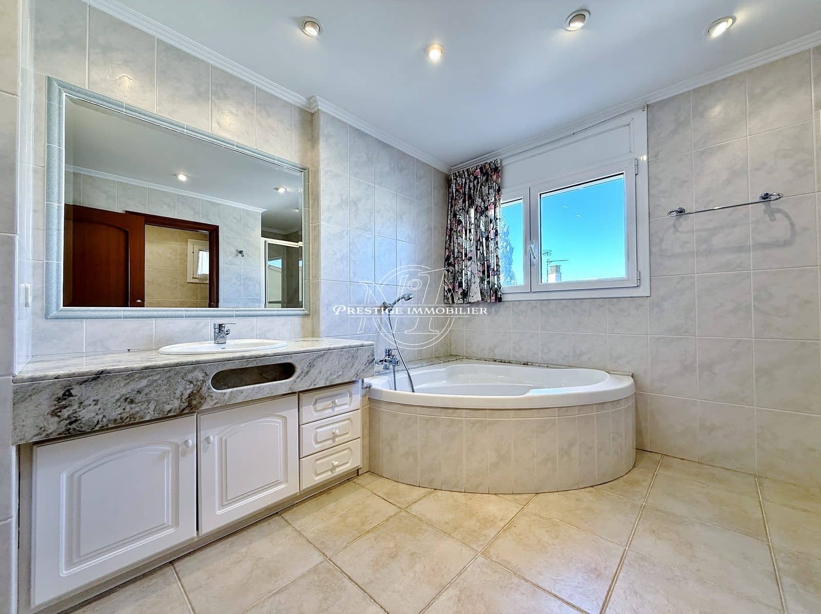 4 makuuhuone Huvila myytävänä paikassa Roses - 700 000 € (Ref: 9709057)