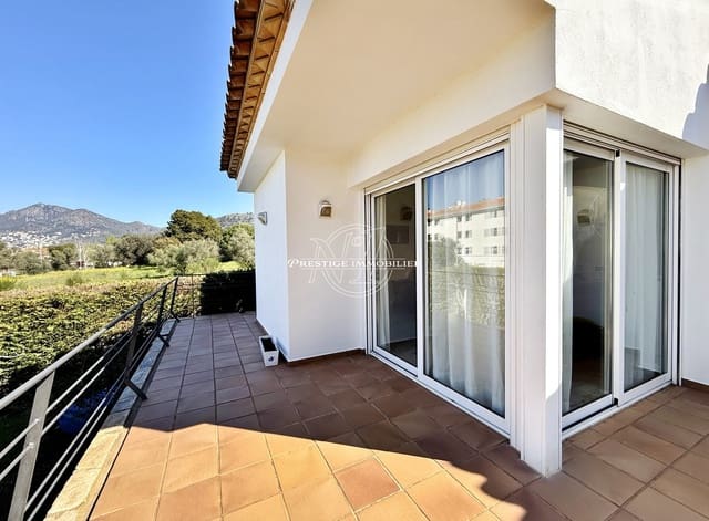 4 makuuhuone Huvila myytävänä paikassa Roses - 700 000 € (Ref: 9709057)