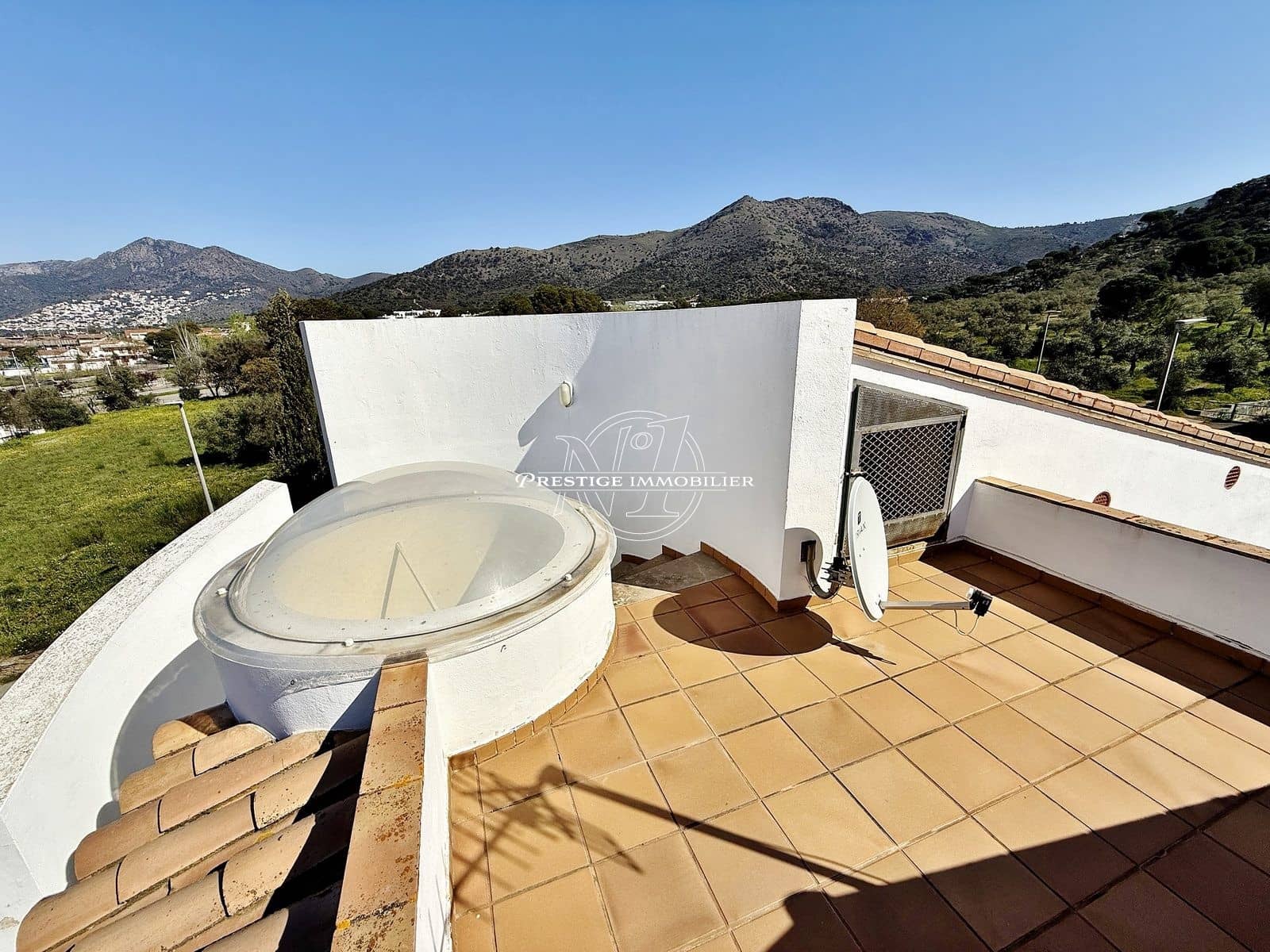 4 makuuhuone Huvila myytävänä paikassa Roses - 700 000 € (Ref: 9709057)