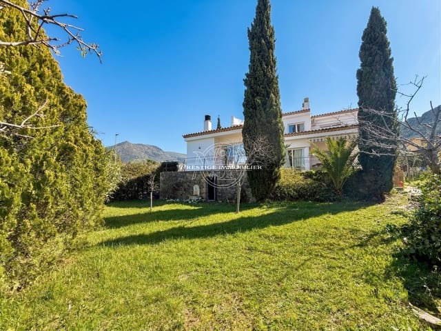 4 makuuhuone Huvila myytävänä paikassa Roses - 700 000 € (Ref: 9709057)