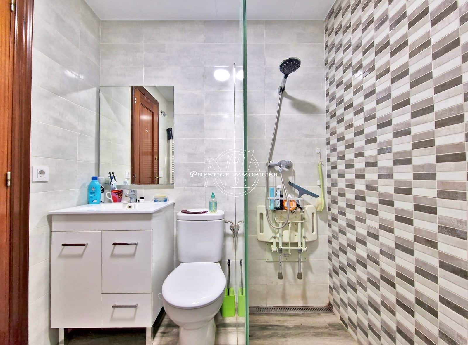 3 bedroom Apartment for sale in Roses - € 306,000 (Ref: 9711842)