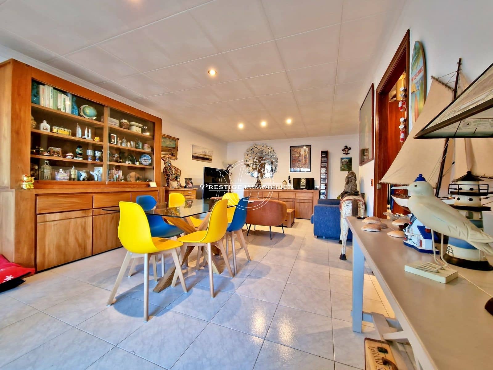 3 bedroom Apartment for sale in Roses - € 306,000 (Ref: 9711842)