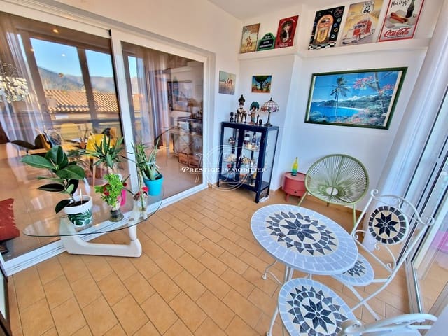 3 slaapkamer Appartement te koop in Roses - € 306.000 (Ref: 9711842)