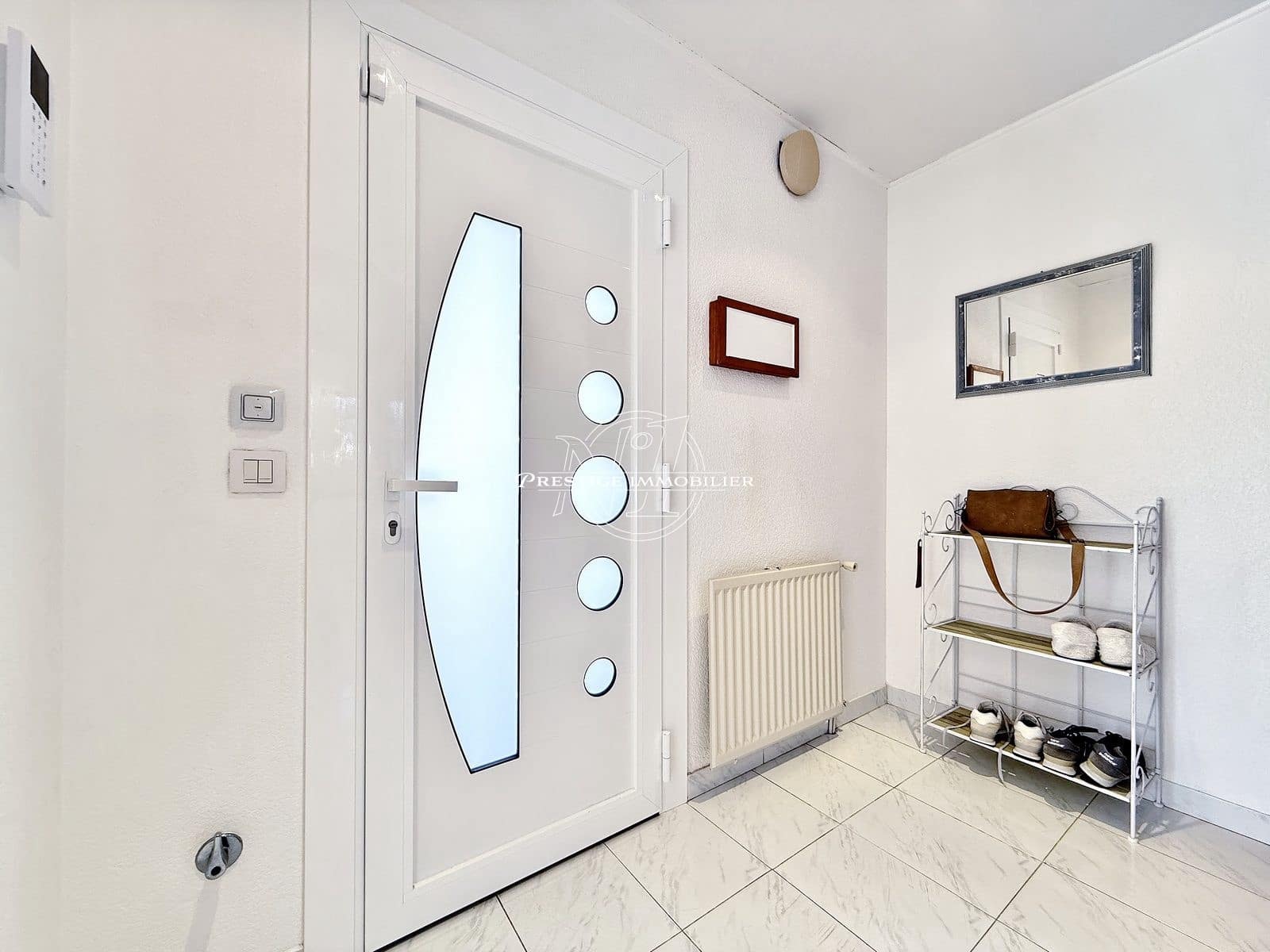 4 makuuhuone Huvila myytävänä paikassa Empuriabrava - 509 000 € (Ref: 9726535)