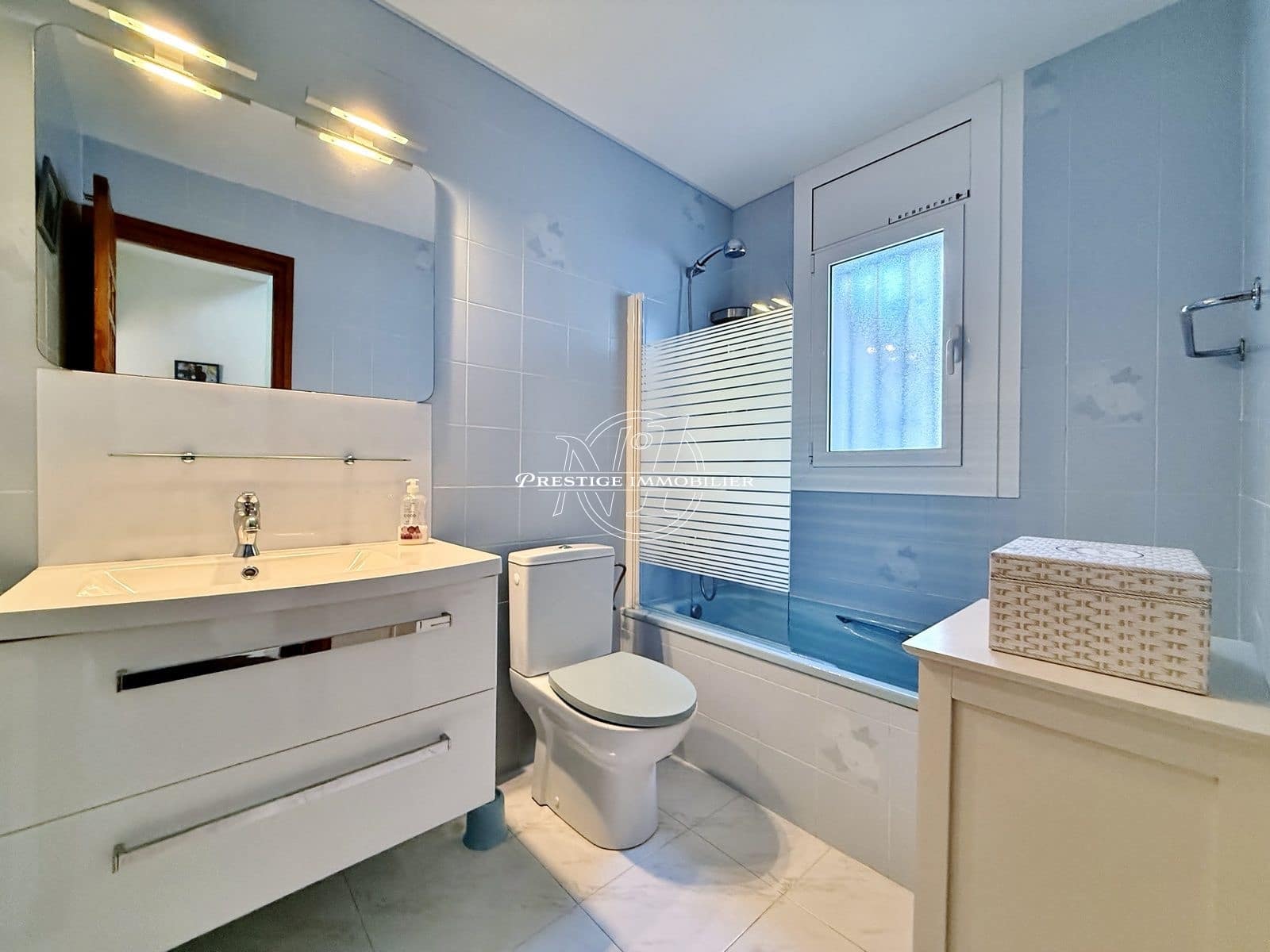 4 makuuhuone Huvila myytävänä paikassa Empuriabrava - 509 000 € (Ref: 9726535)