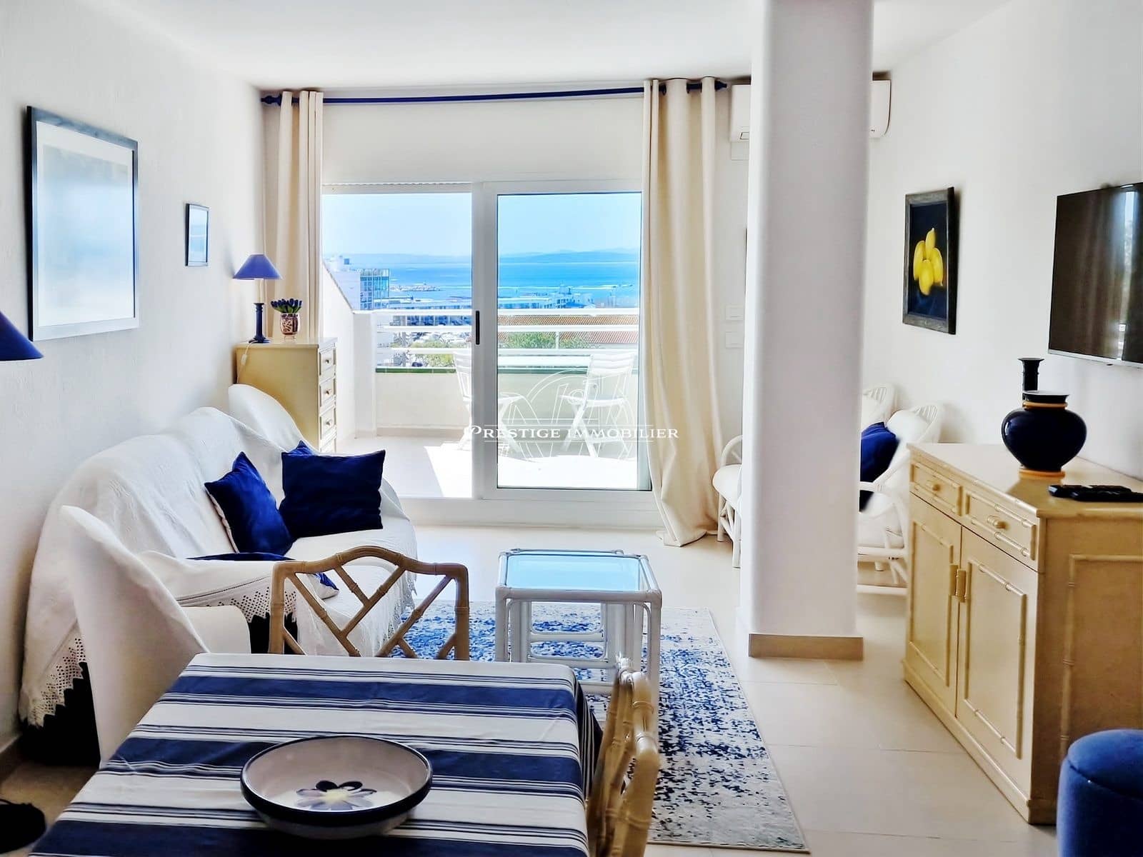 2 bedroom Apartment for sale in Roses - € 378,000 (Ref: 9732060)