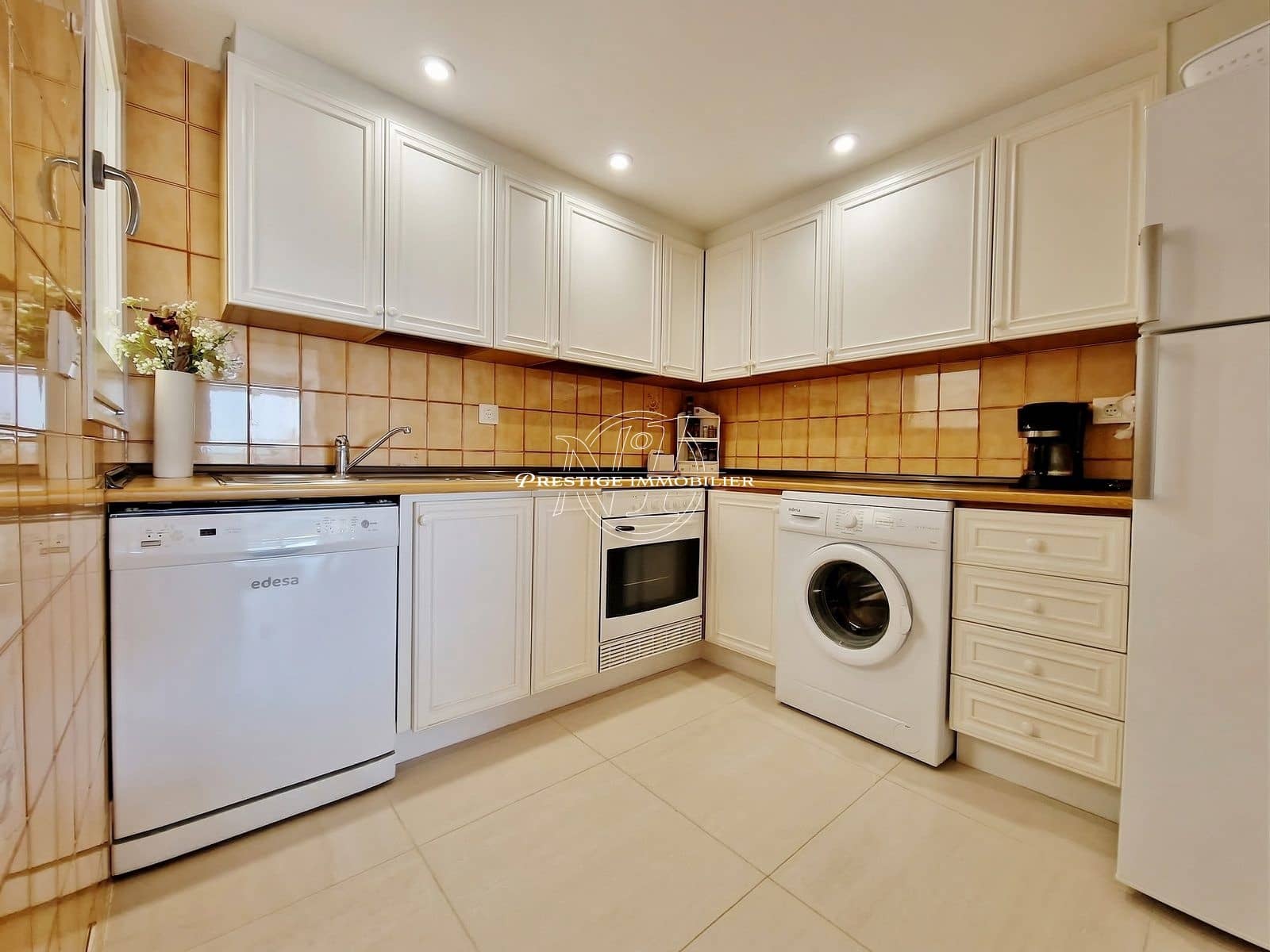 2 bedroom Apartment for sale in Roses - € 378,000 (Ref: 9732060)