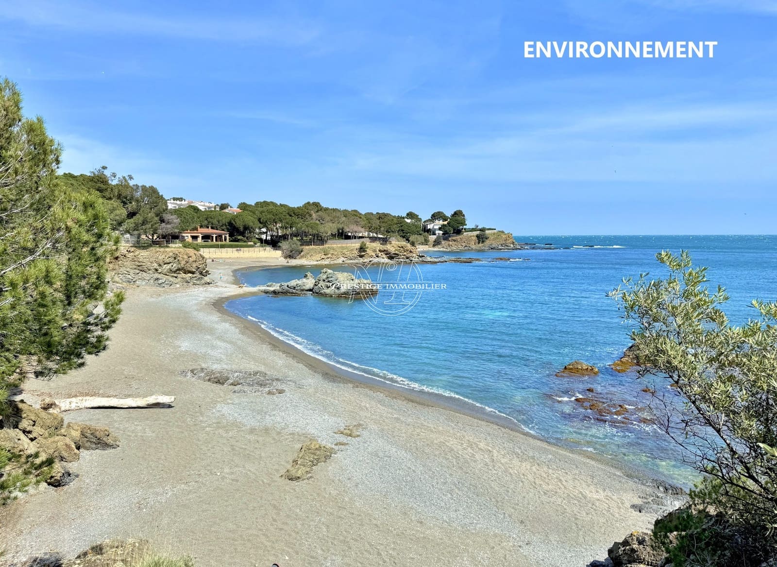 3 chambre Villa/Maison à vendre à Llanca avec piscine - 690 000 € (Ref: 9753567)