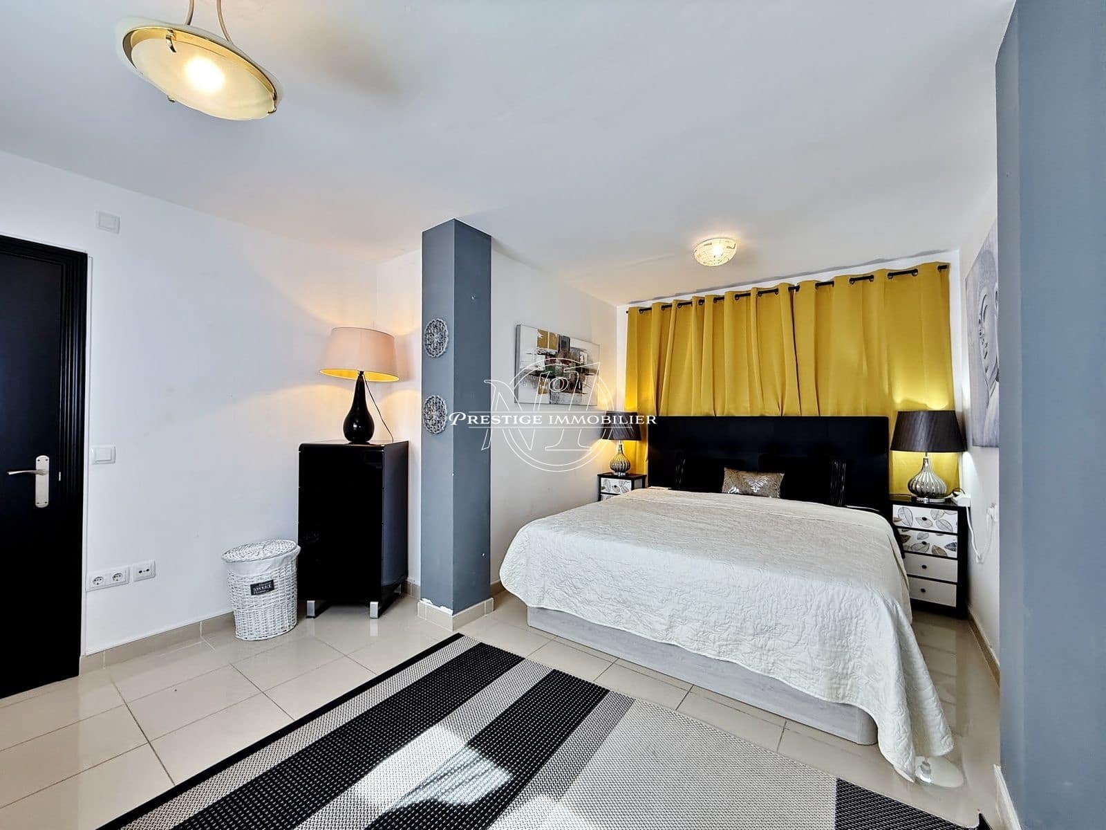 3 slaapkamer Appartement te koop in Roses - € 560.000 (Ref: 9758728)