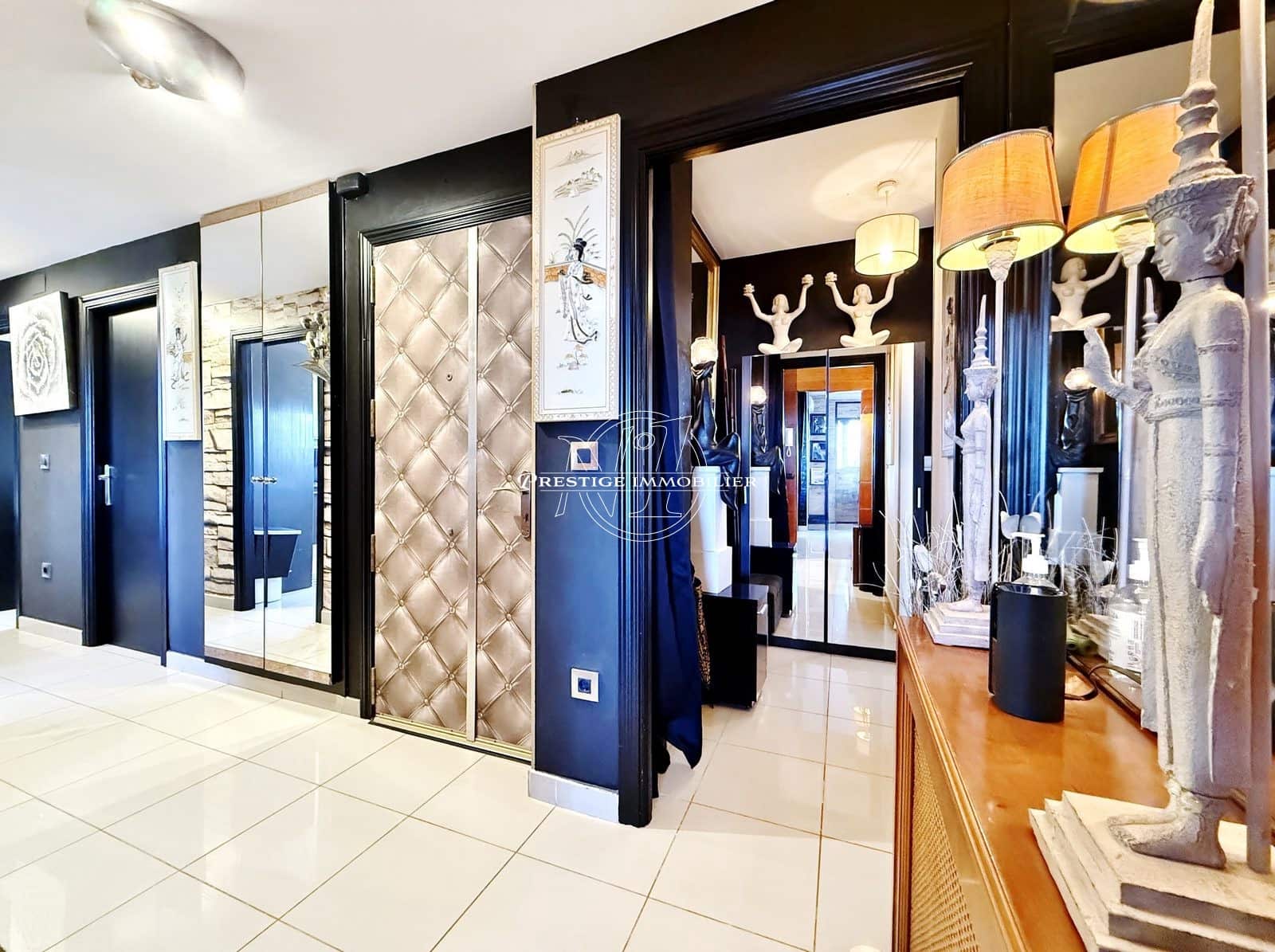 3 slaapkamer Appartement te koop in Roses - € 560.000 (Ref: 9758728)