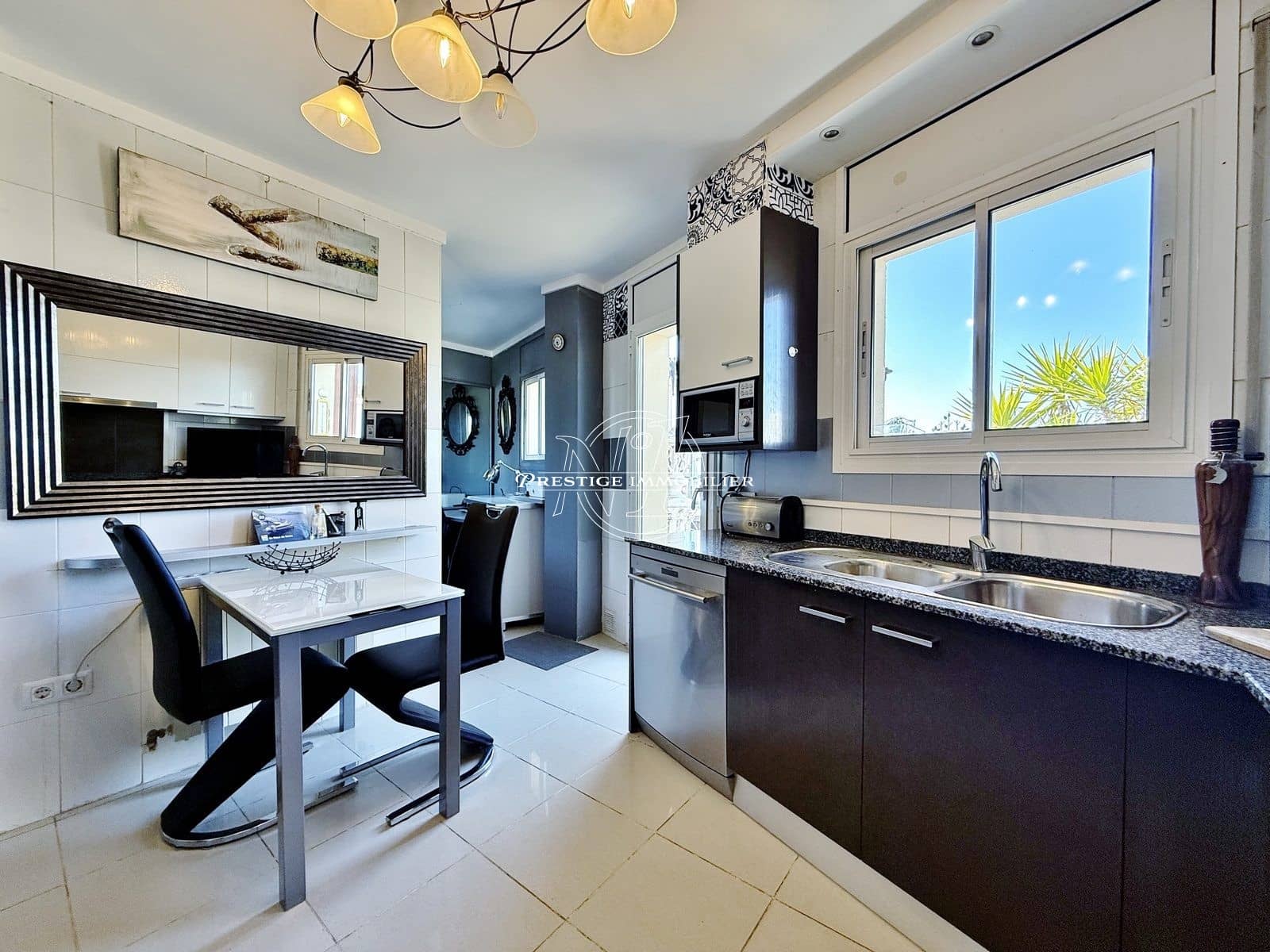 3 slaapkamer Appartement te koop in Roses - € 560.000 (Ref: 9758728)