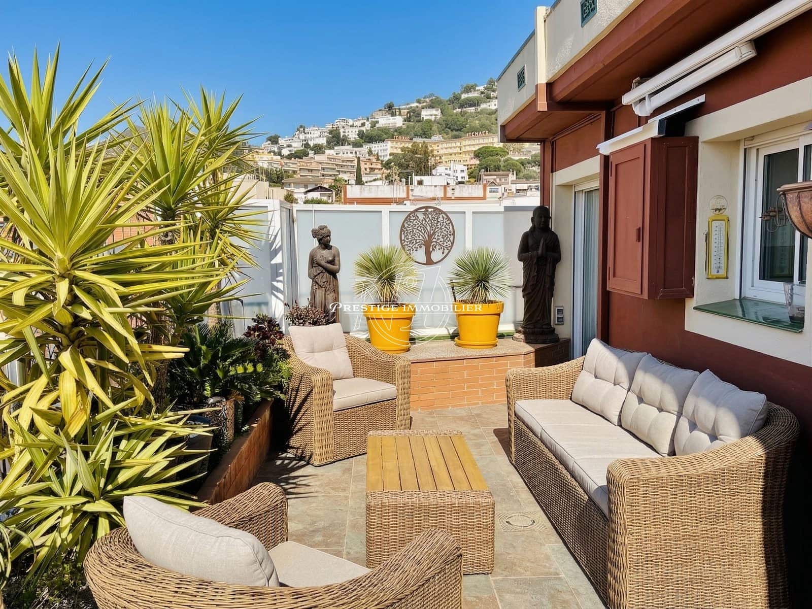 3 slaapkamer Appartement te koop in Roses - € 560.000 (Ref: 9758728)