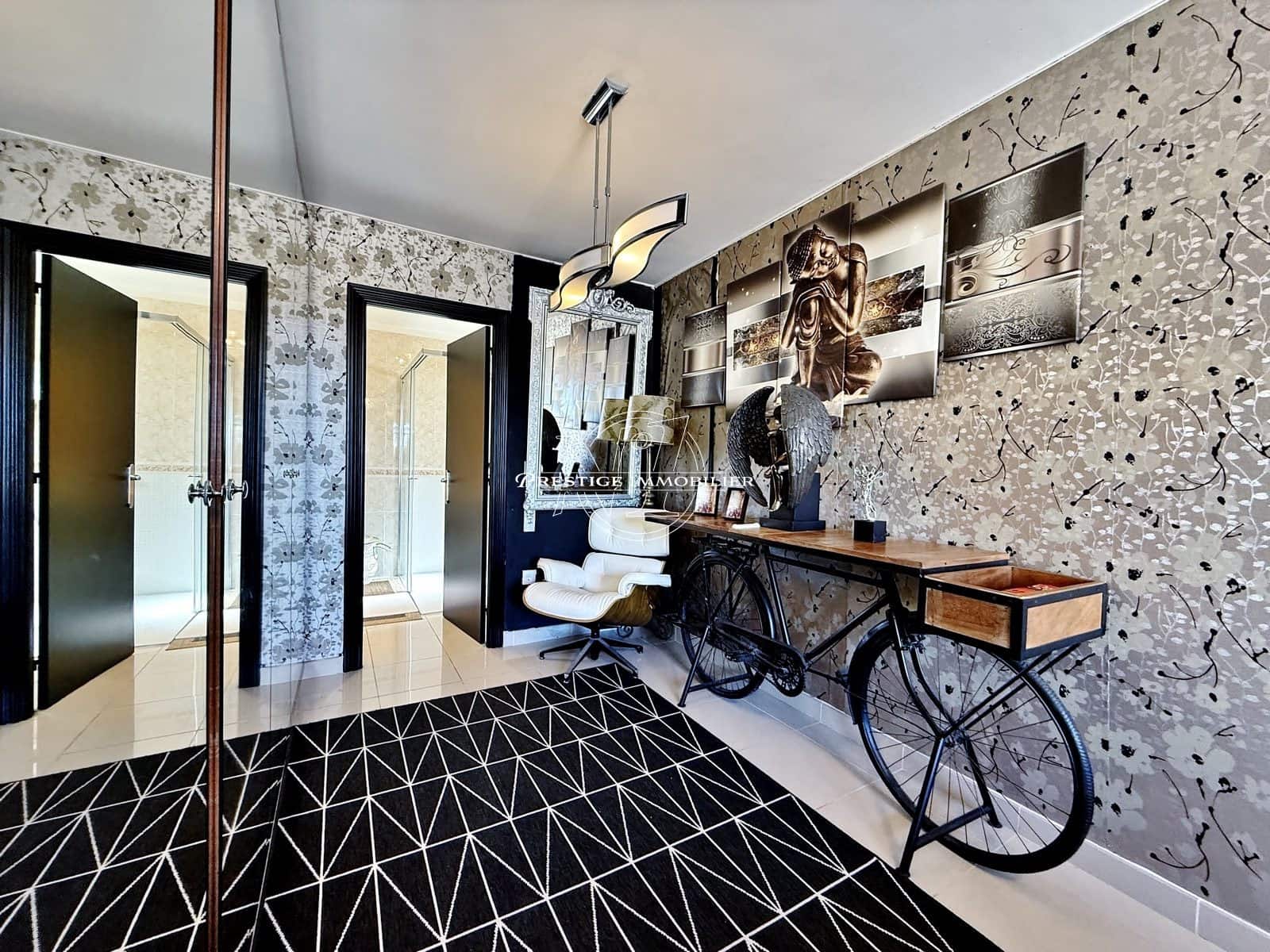 3 slaapkamer Appartement te koop in Roses - € 560.000 (Ref: 9758728)