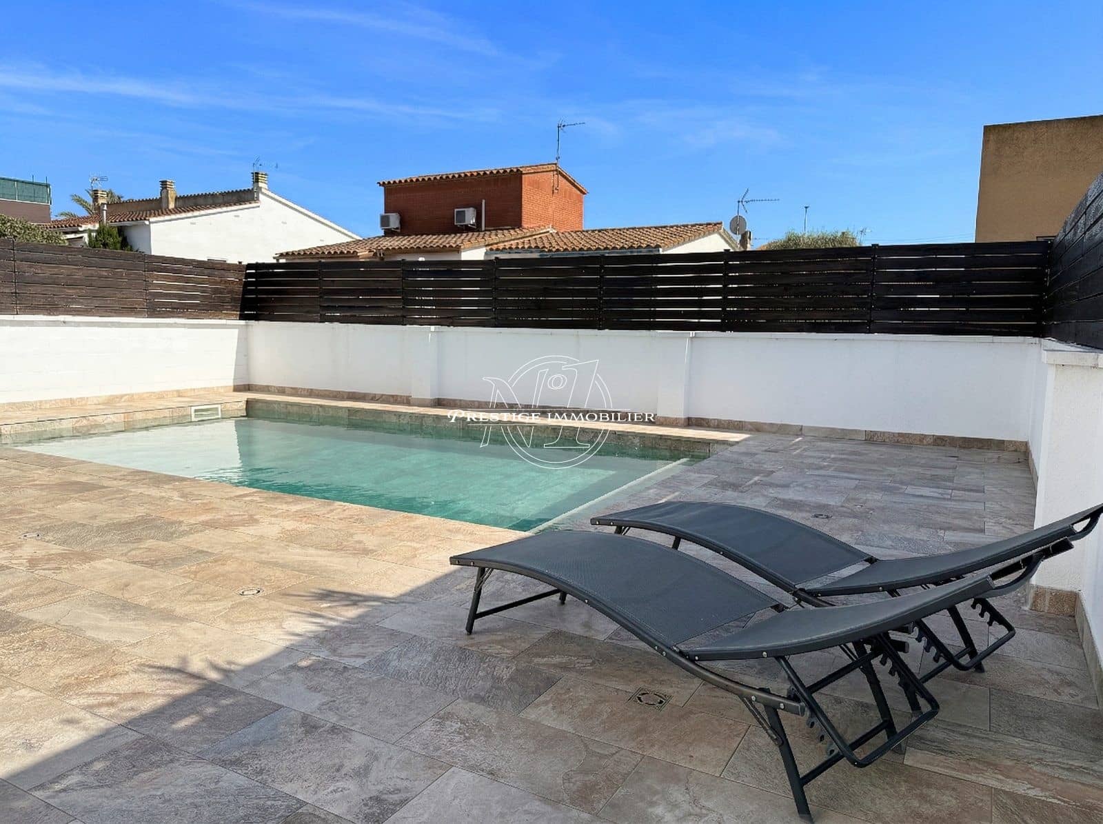 4 camera da letto Villa in vendita in Empuriabrava con piscina - 409.000 € (Rif: 9772437)