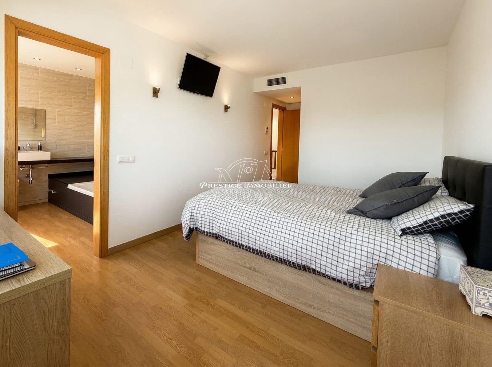 4 camera da letto Villa in vendita in Empuriabrava con piscina - 409.000 € (Rif: 9772437)