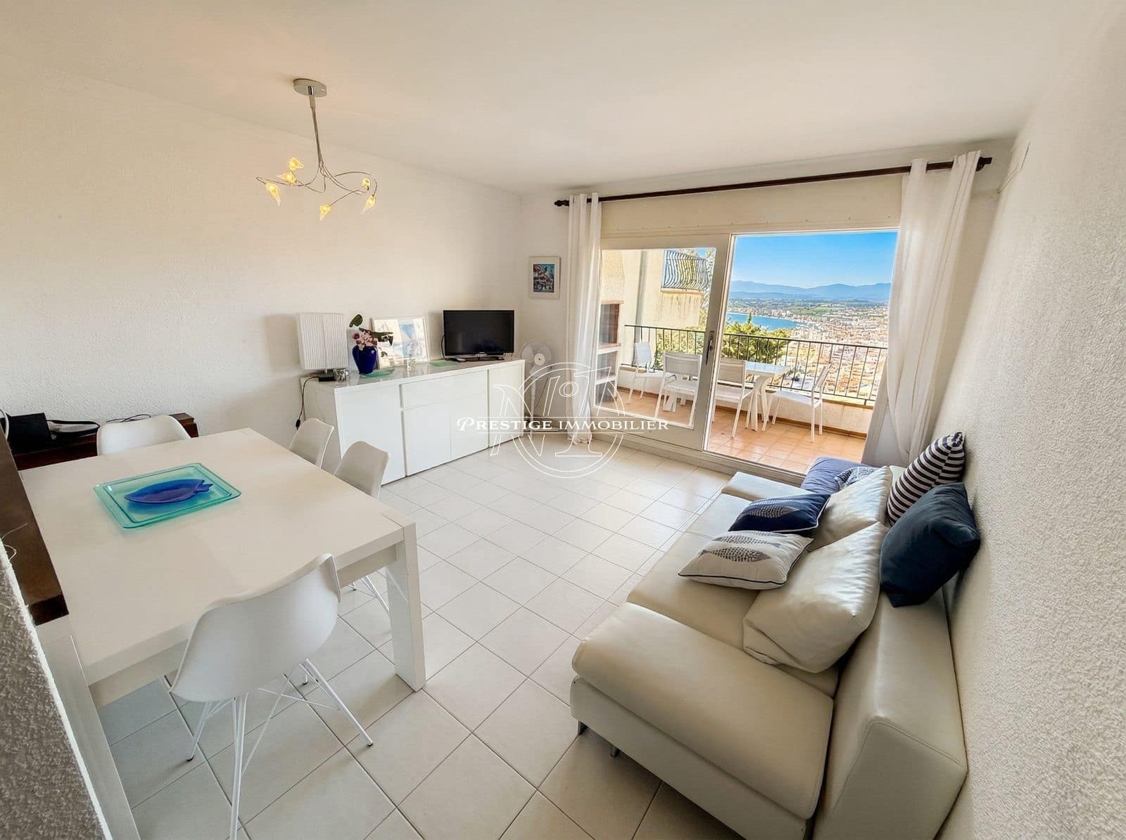 2 Zimmer Apartment zu verkaufen in Roses - 220.000 € (Ref: 9772847)