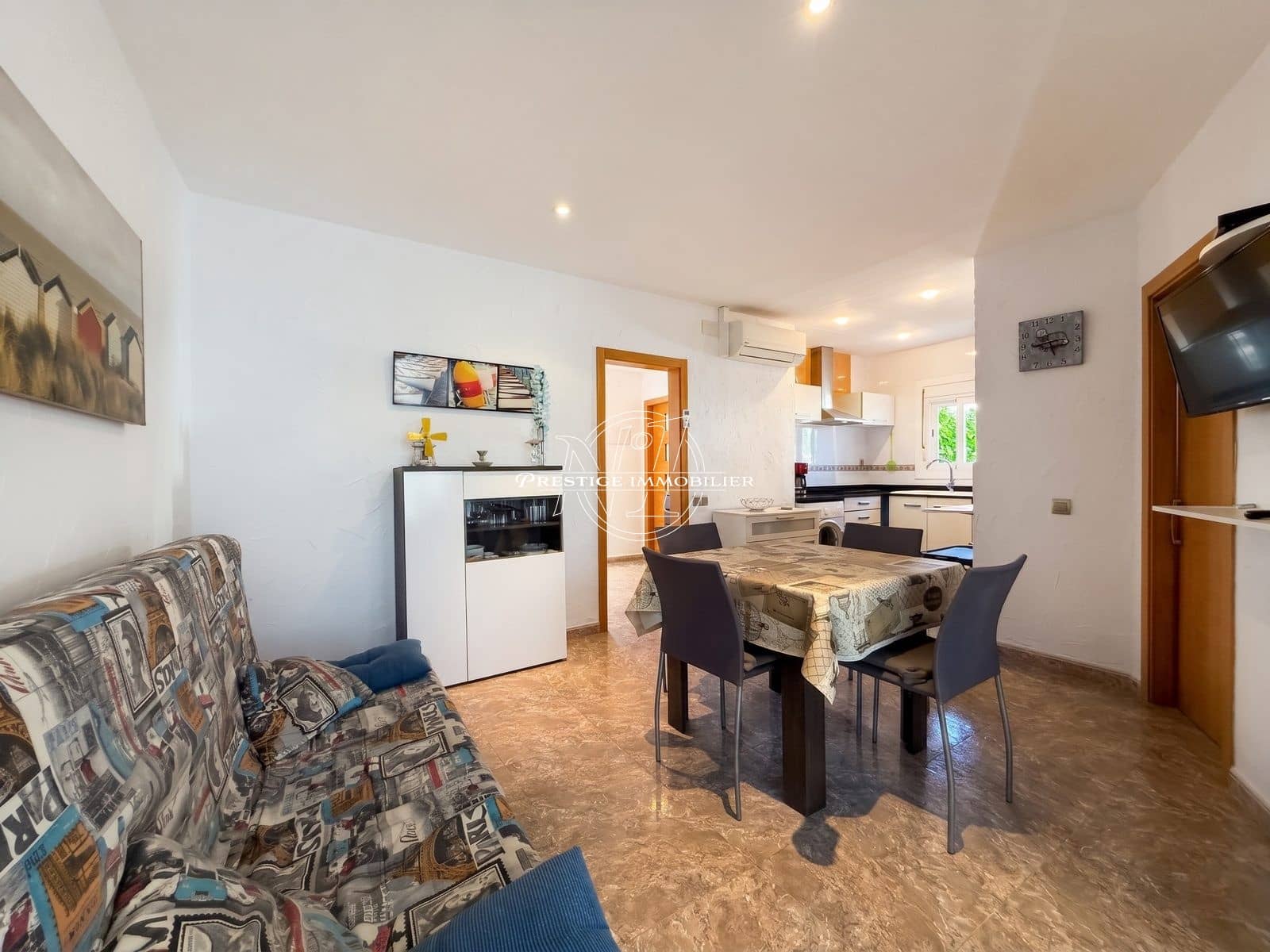 1 sovrum Lägenhet till salu i Empuriabrava - 129 000 € (Ref: 9777097)