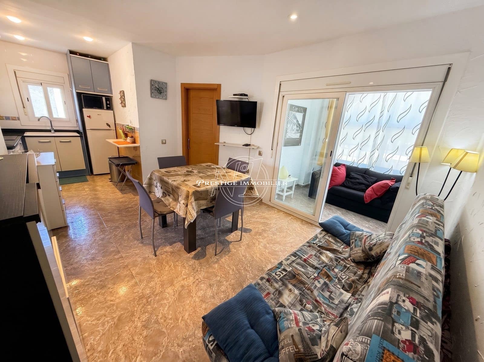 1 sovrum Lägenhet till salu i Empuriabrava - 129 000 € (Ref: 9777097)