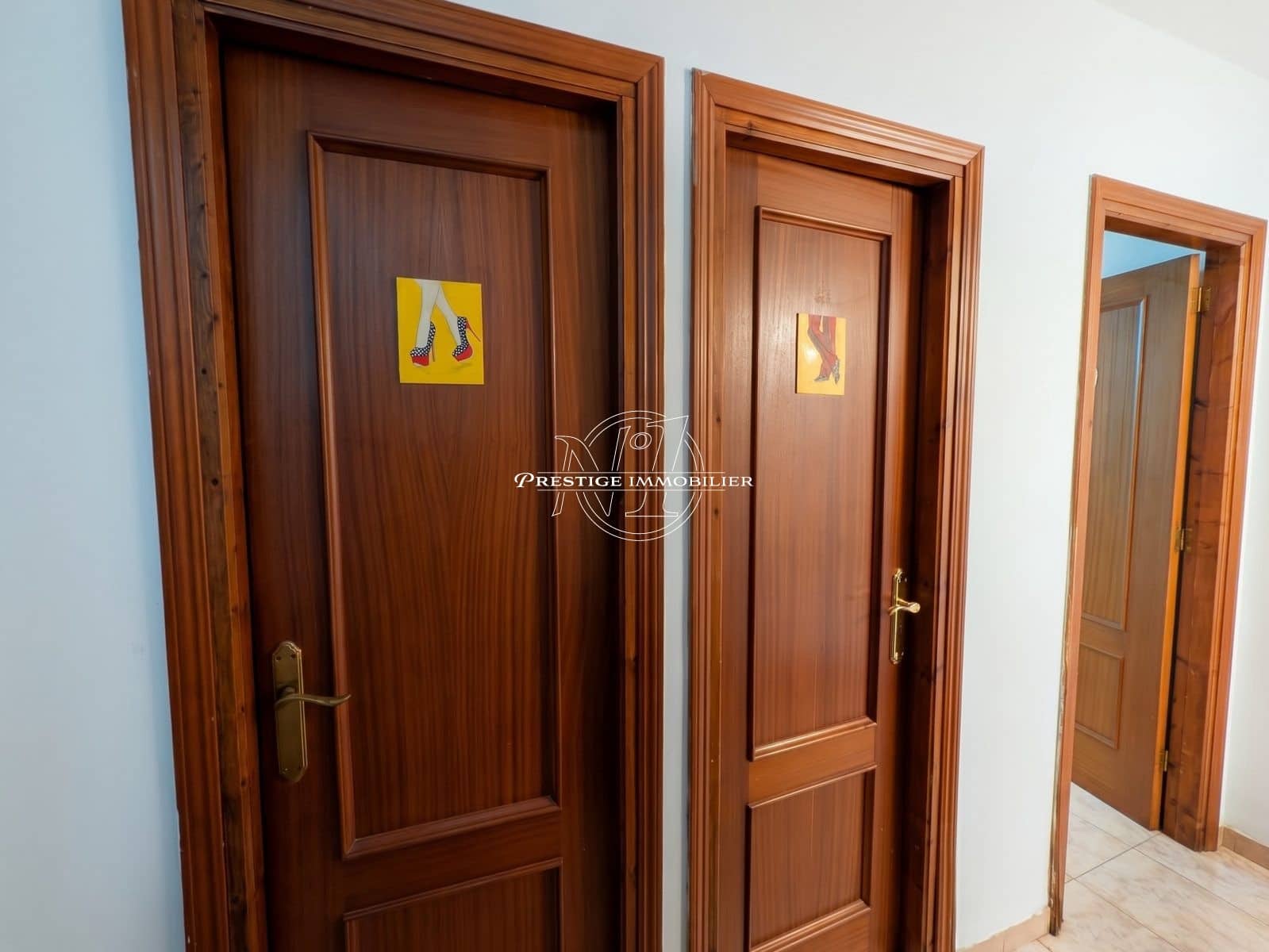 1 chambre Local Commercial à vendre à Roses - 190 000 € (Ref: 9780315)