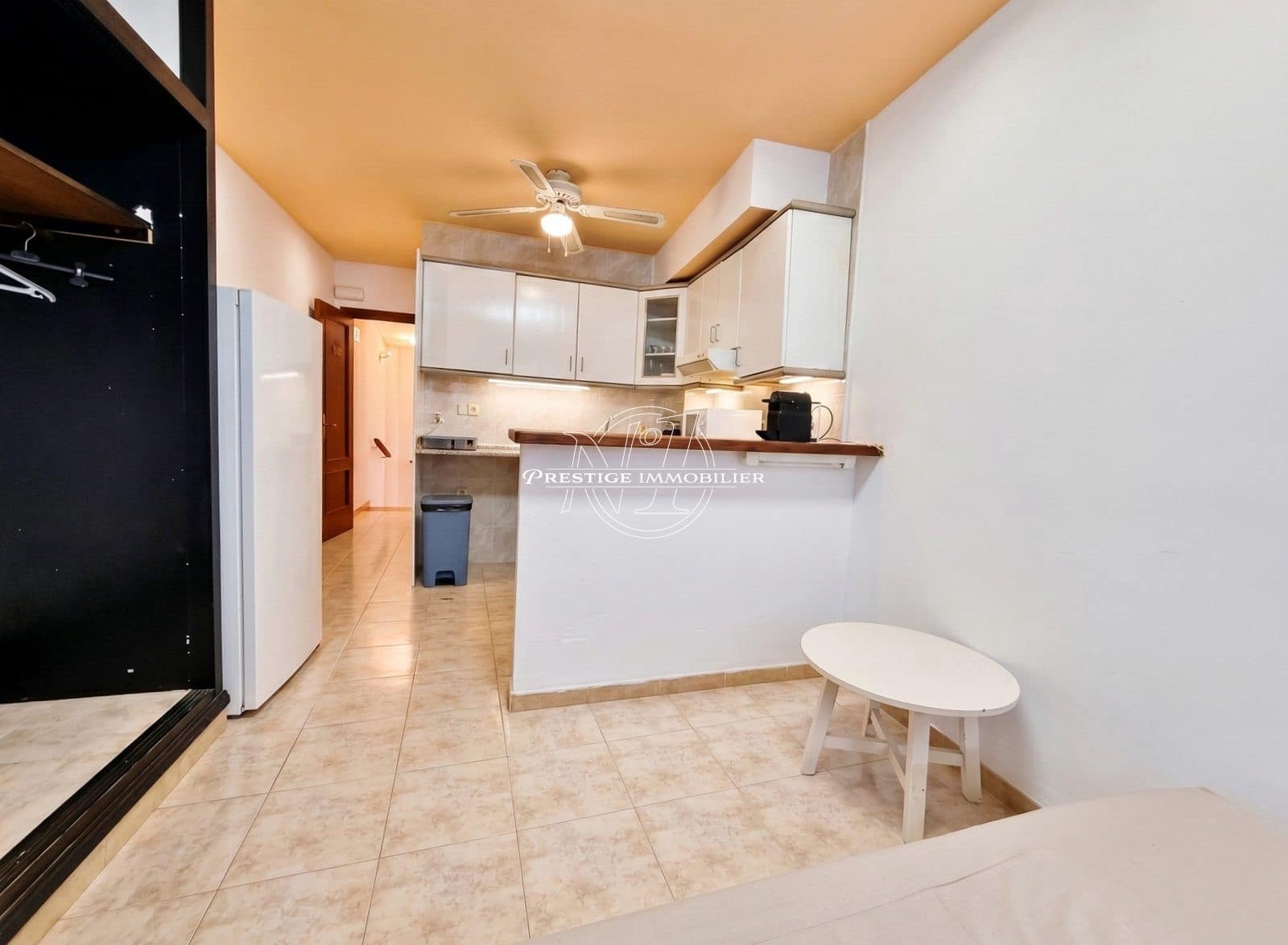 1 chambre Local Commercial à vendre à Roses - 190 000 € (Ref: 9780315)