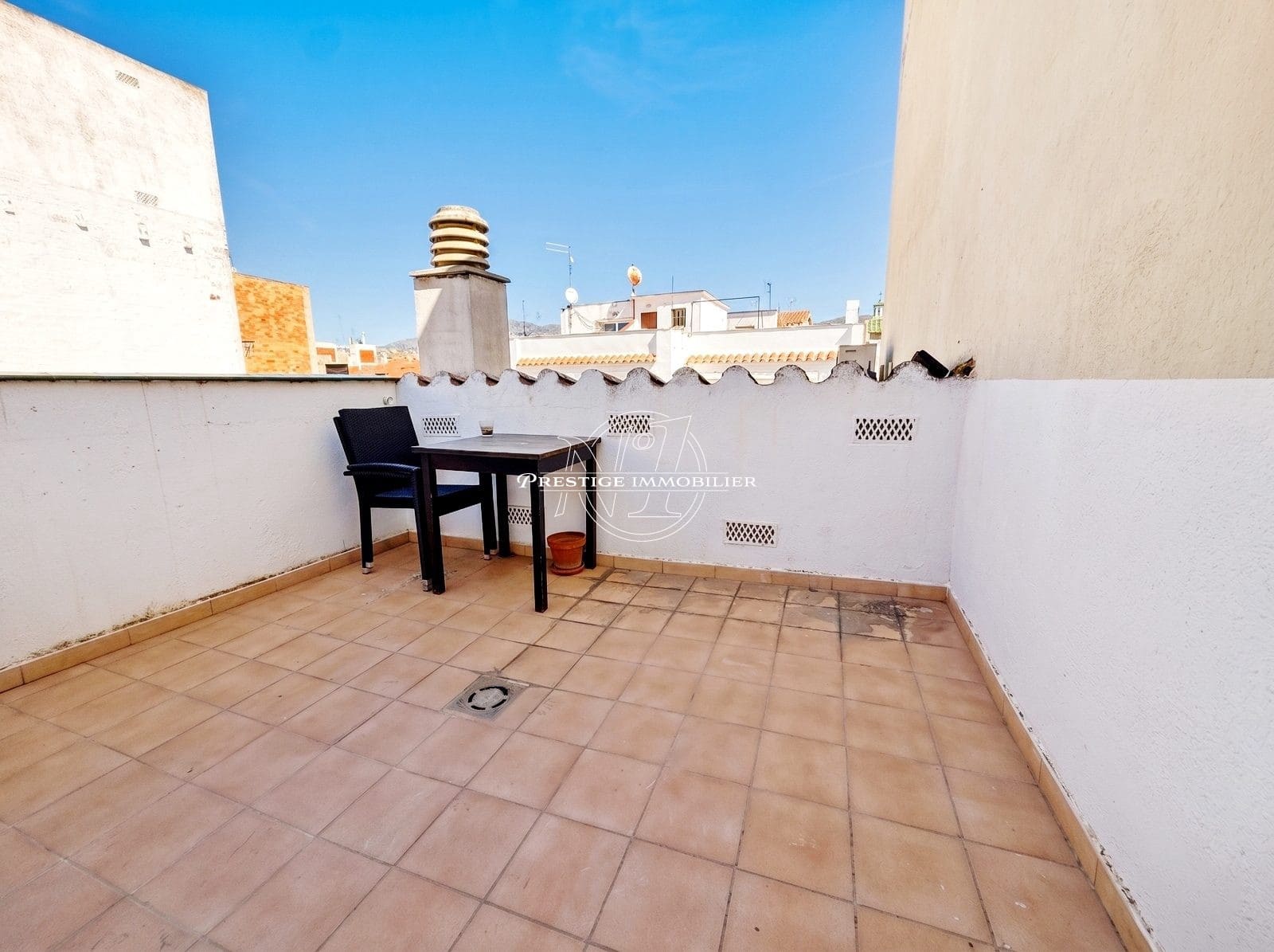 1 chambre Local Commercial à vendre à Roses - 190 000 € (Ref: 9780315)