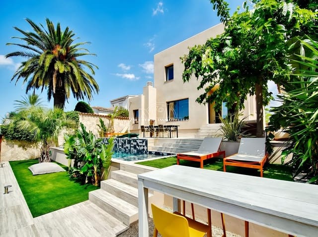 4 makuuhuone Huvila myytävänä paikassa Empuriabrava, Castelló d'Empúries mukana uima-altaan - 1 390 000 € (Ref: 9807899)