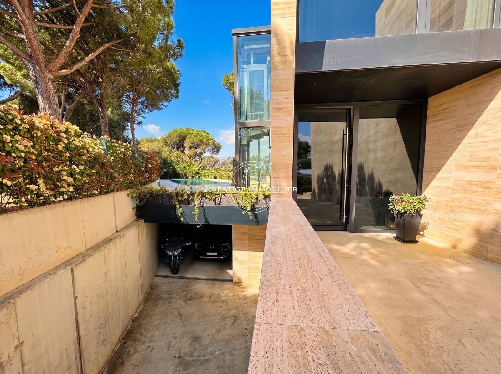 6 bedroom Villa for sale in Sant Feliu de Guixols with pool - € 2,700,000 (Ref: 9810818)