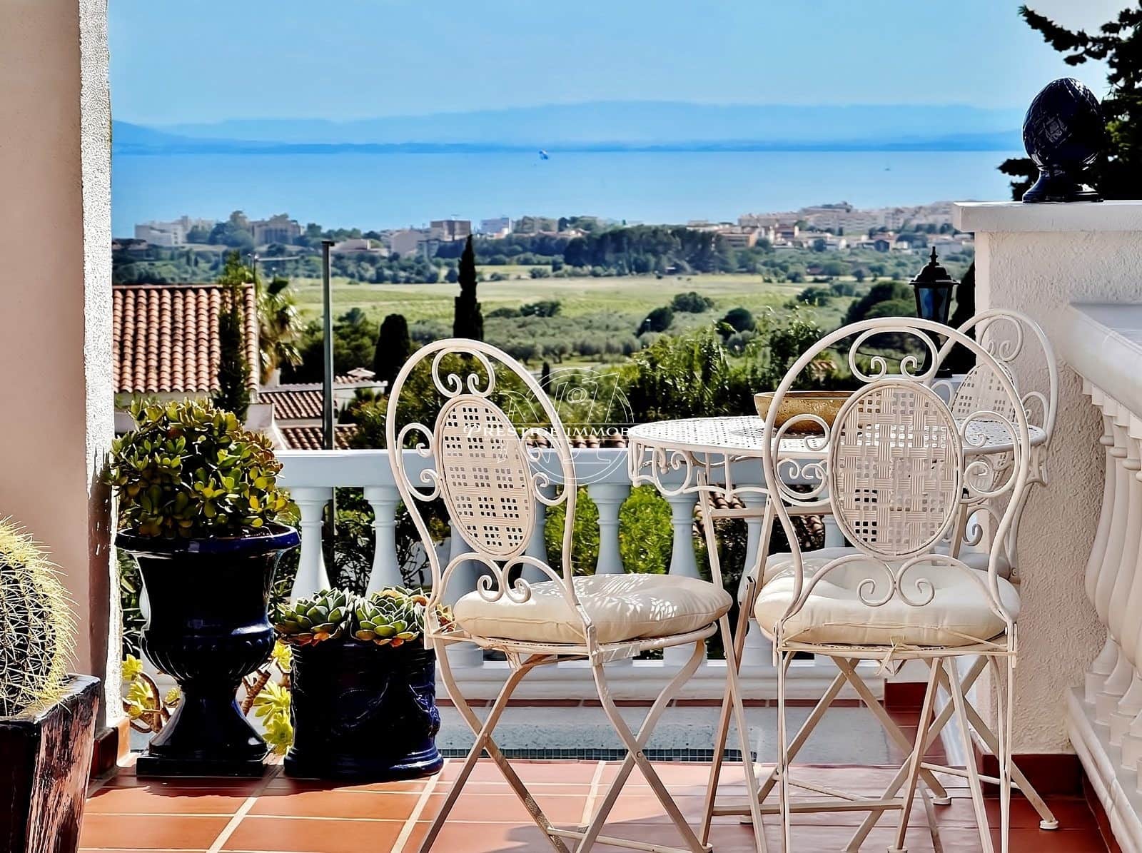 3 chambre Villa/Maison à vendre à Roses avec piscine - 495 000 € (Ref: 9811547)