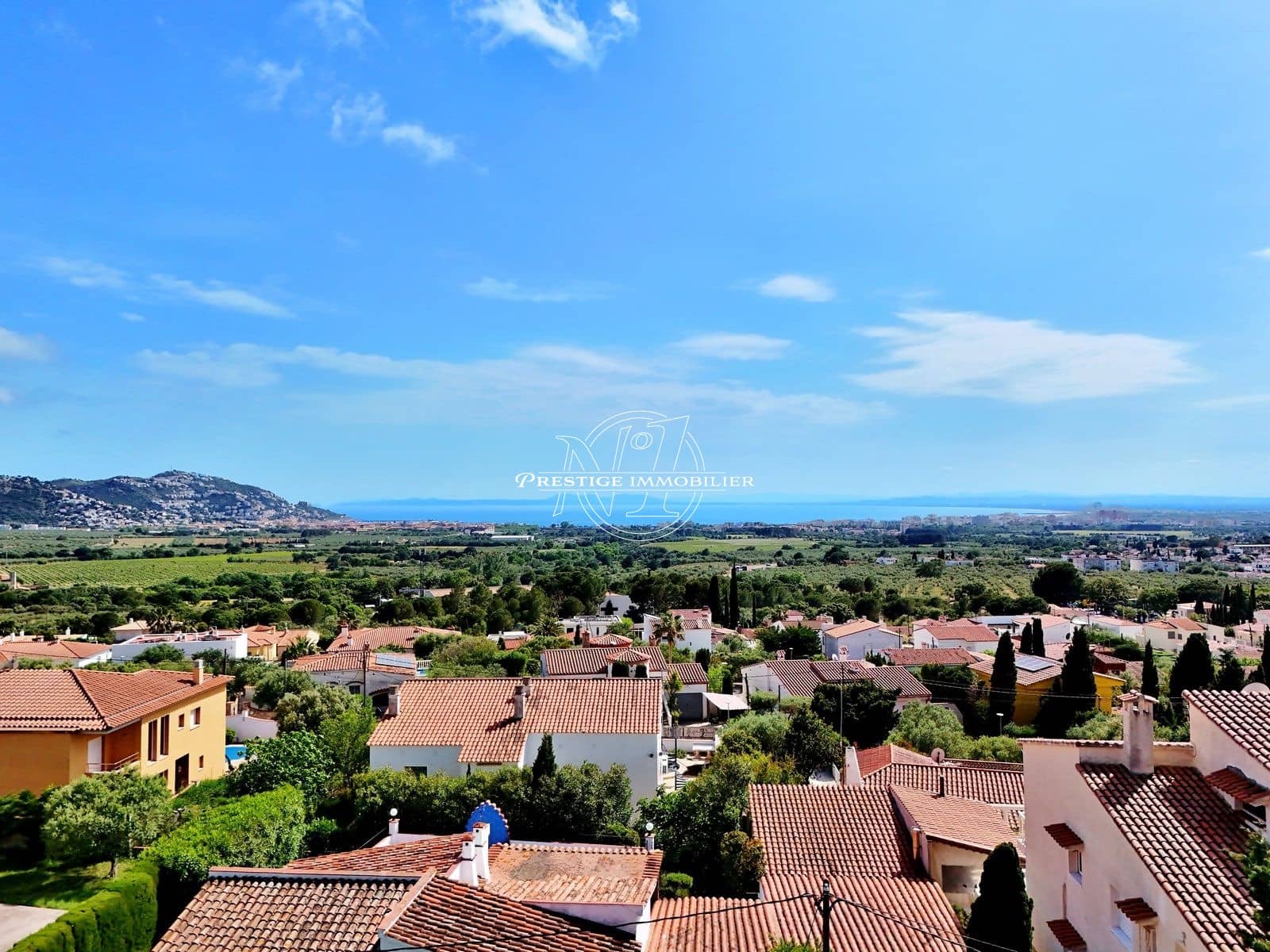 3 chambre Villa/Maison à vendre à Roses avec piscine - 495 000 € (Ref: 9811547)