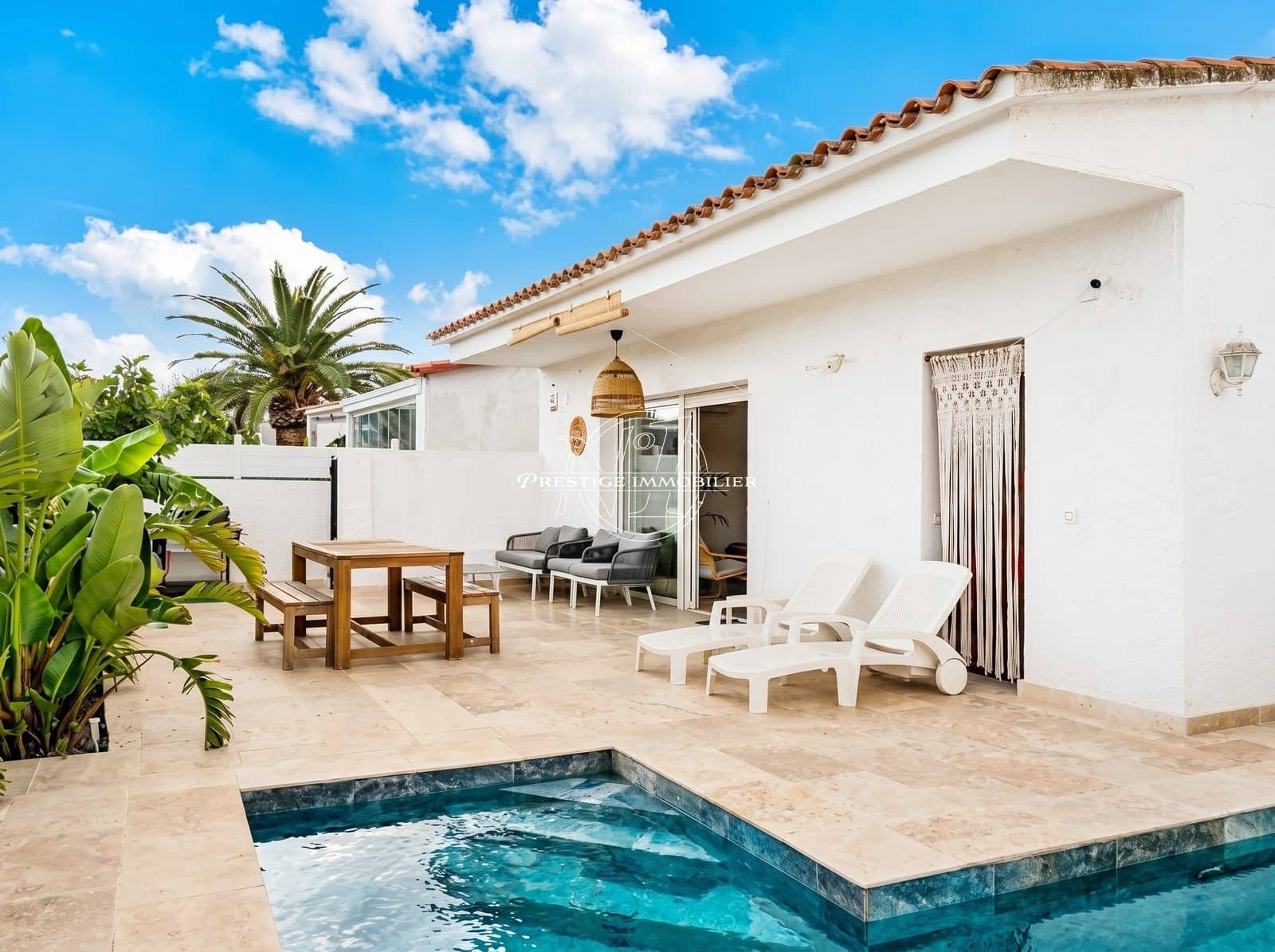2 Zimmer Villa zu verkaufen in Empuriabrava mit Pool - 385.000 € (Ref: 9815749)