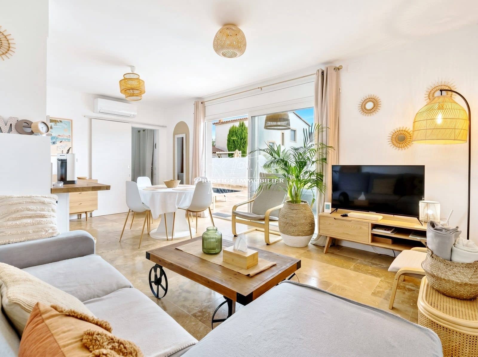 2 Zimmer Villa zu verkaufen in Empuriabrava mit Pool - 385.000 € (Ref: 9815749)