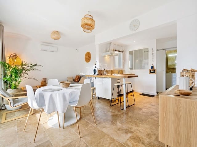 2 makuuhuone Huvila myytävänä paikassa Empuriabrava, Castelló d'Empúries mukana uima-altaan - 385 000 € (Ref: 9815749)
