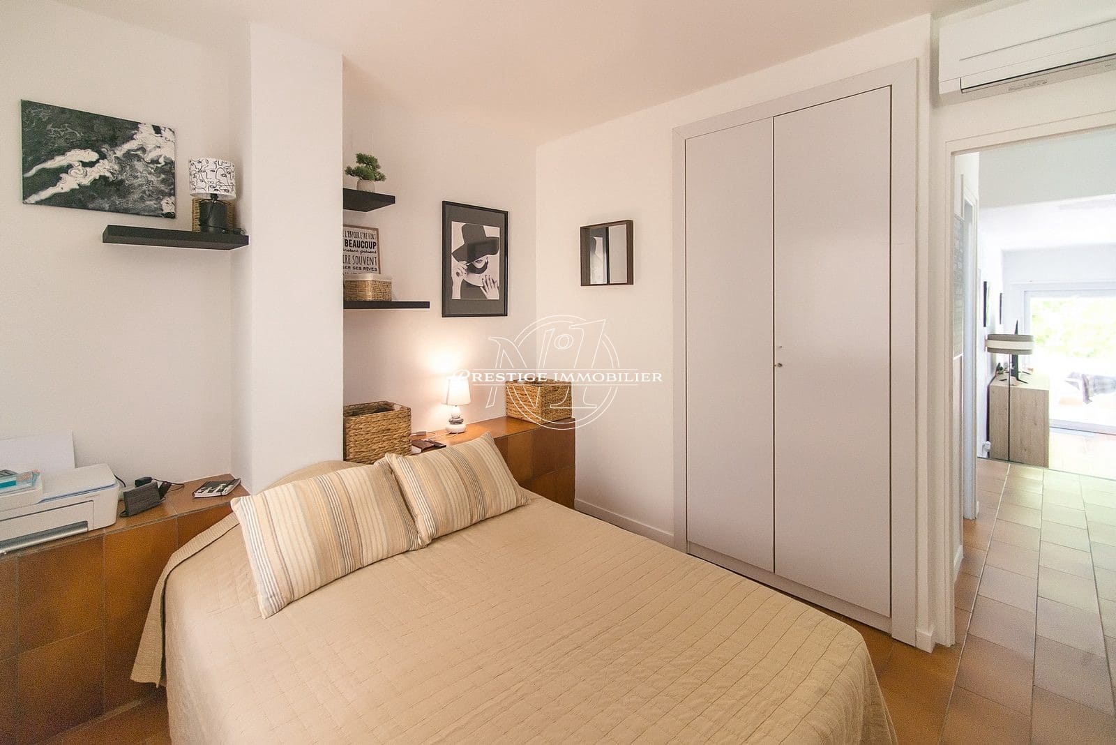 2 bedroom Apartment for sale in Empuriabrava with pool - € 215,000 (Ref: 9819323)
