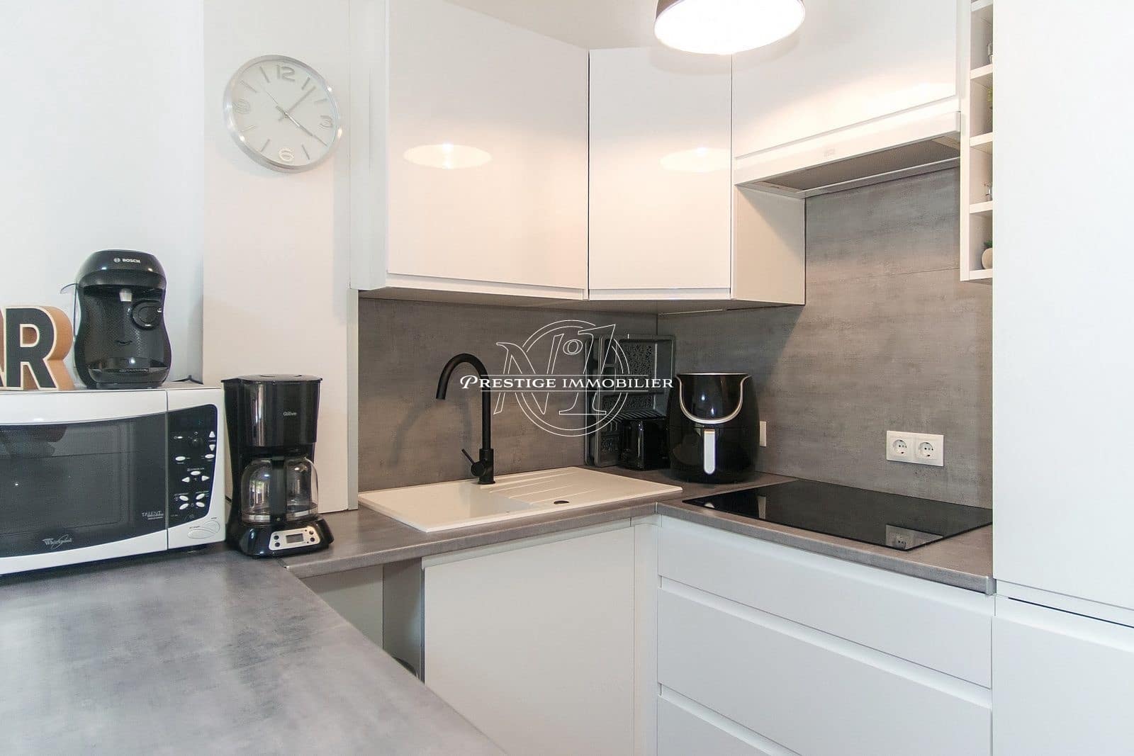 2 bedroom Apartment for sale in Empuriabrava with pool - € 215,000 (Ref: 9819323)