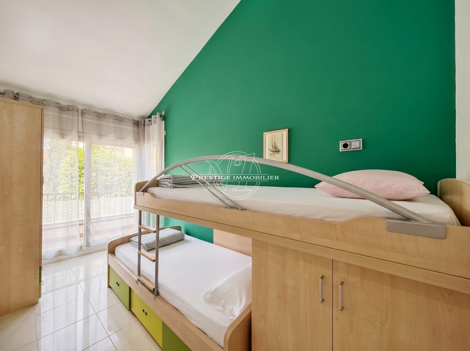 5 bedroom Villa for sale in Roses with pool - € 477,000 (Ref: 9824025)
