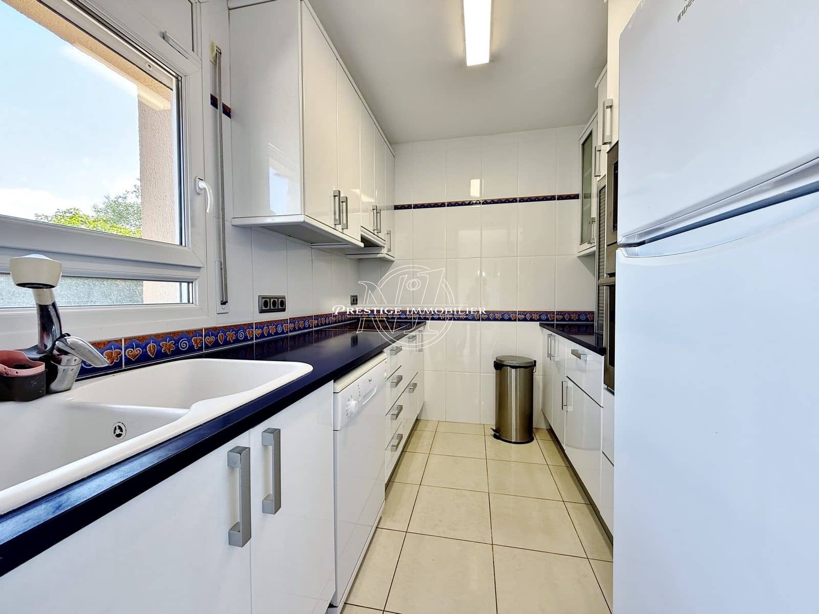 5 bedroom Villa for sale in Roses with pool - € 477,000 (Ref: 9824025)