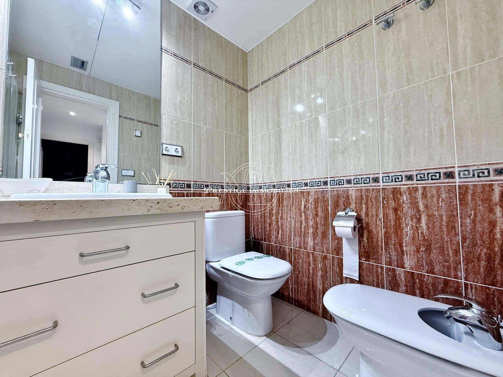 5 bedroom Villa for sale in Roses with pool - € 477,000 (Ref: 9824025)