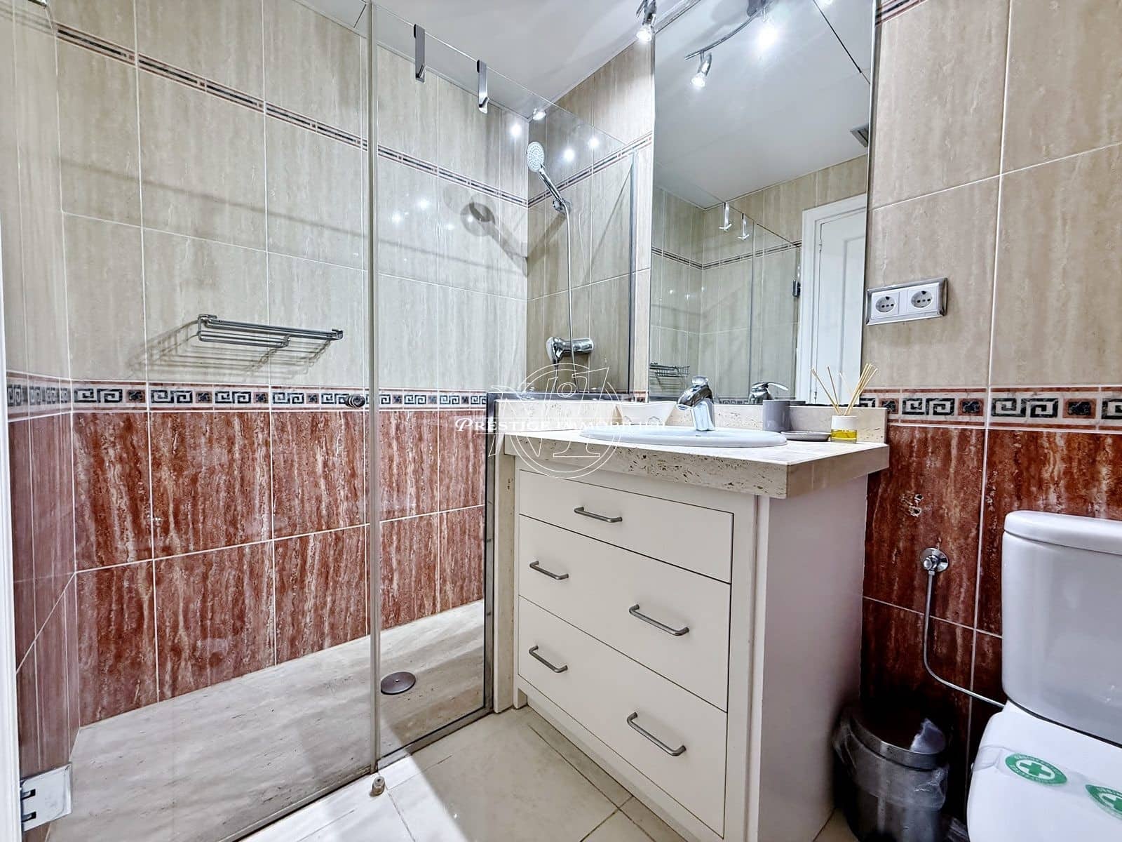 5 bedroom Villa for sale in Roses with pool - € 477,000 (Ref: 9824025)