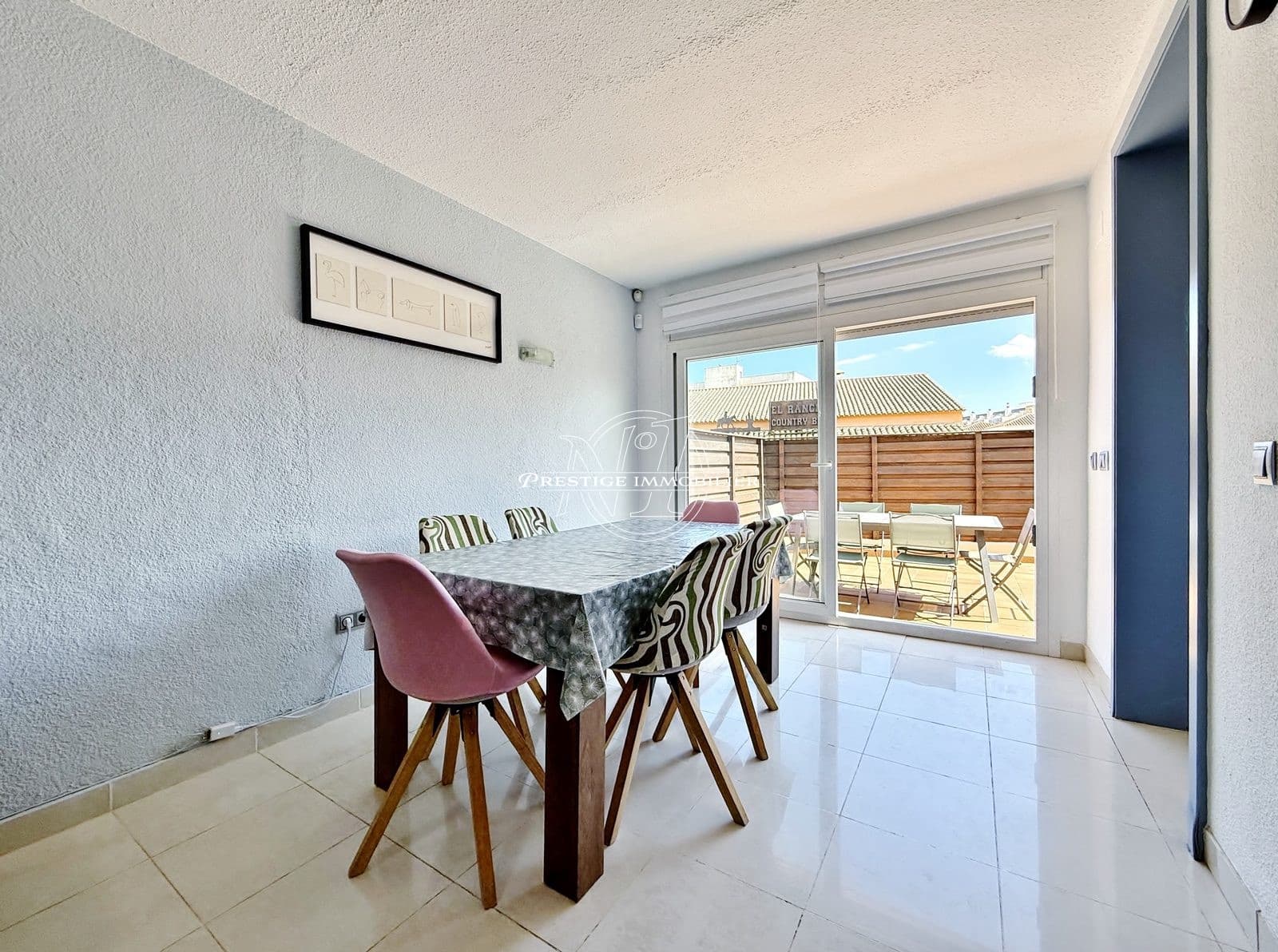 5 bedroom Villa for sale in Roses with pool - € 477,000 (Ref: 9824025)