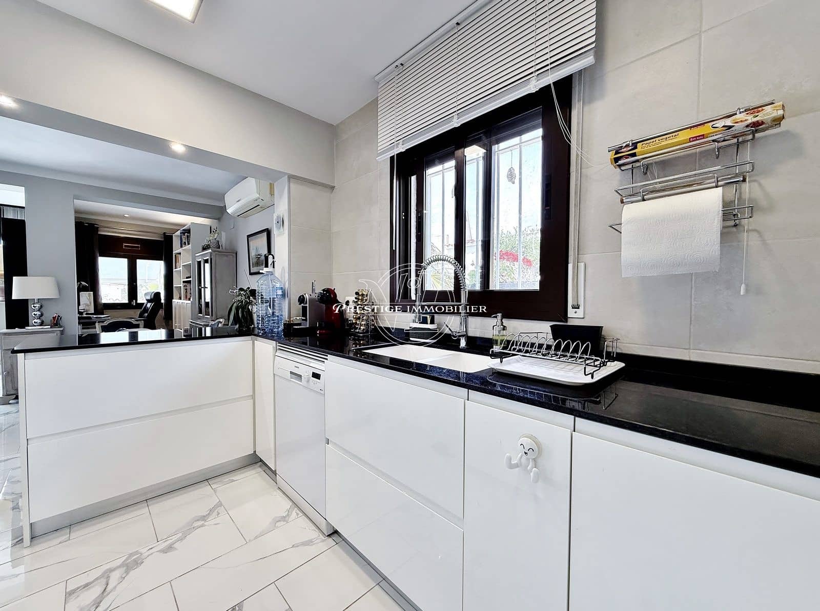 3 bedroom Villa for sale in Roses with pool - € 440,000 (Ref: 9826091)