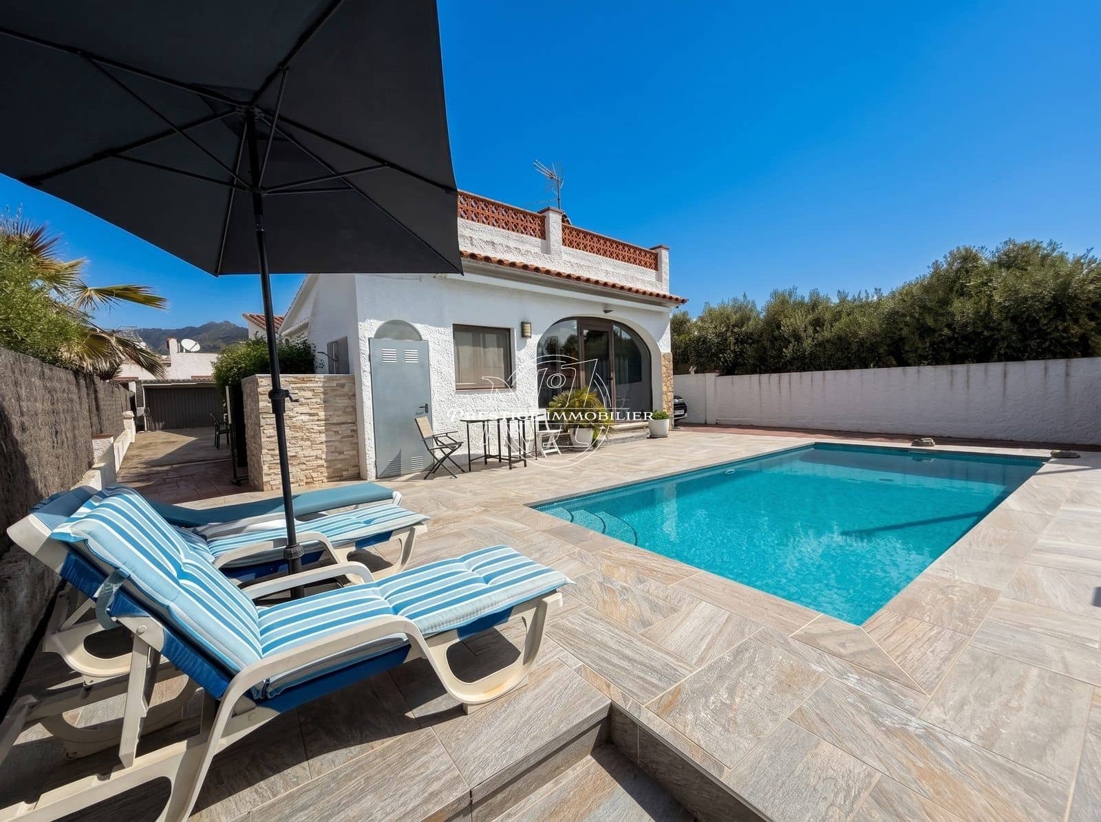 3 bedroom Villa for sale in Roses with pool - € 440,000 (Ref: 9826091)