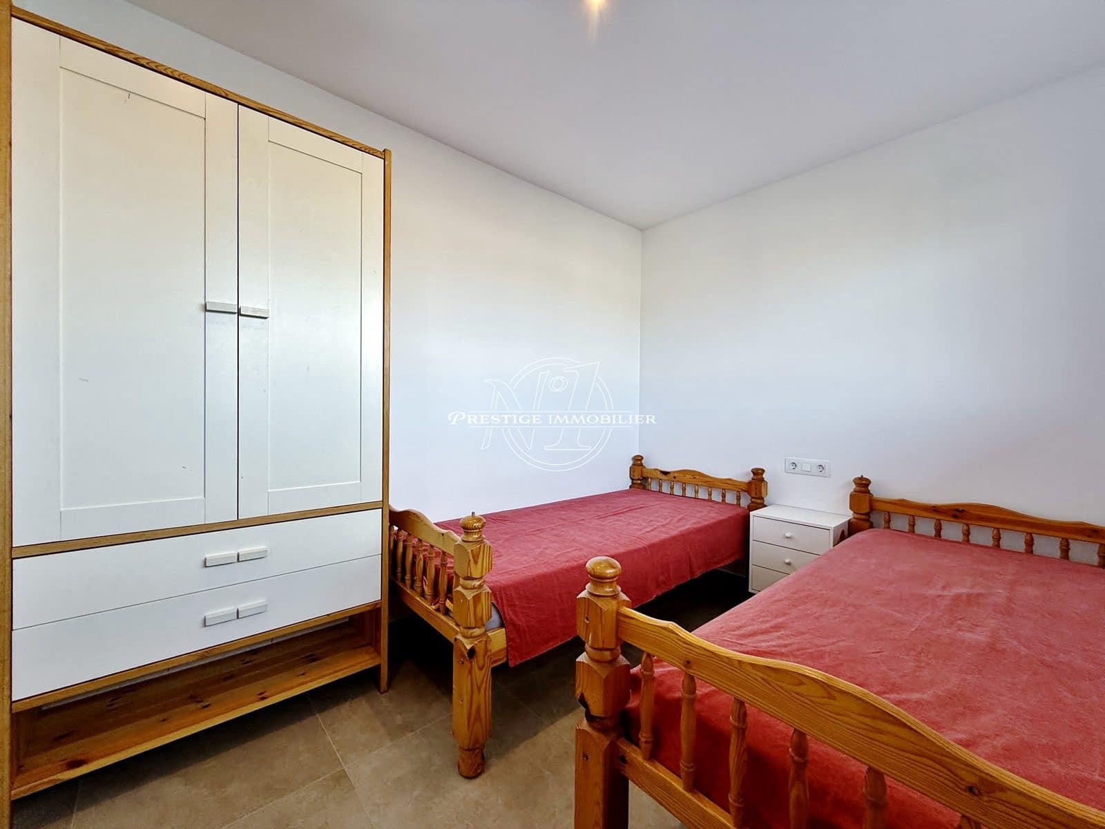 3 bedroom Apartment for sale in Roses with pool - € 349,000 (Ref: 9829051)