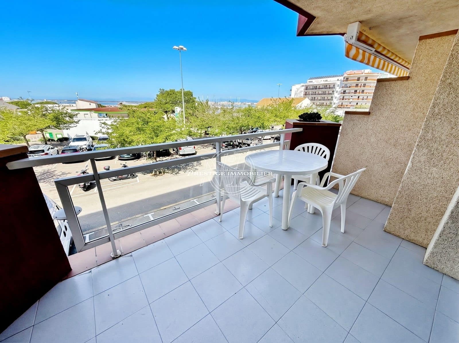 2 sypialnia Apartament na sprzedaż w Roses - 219 000 € (Ref: 9830368)