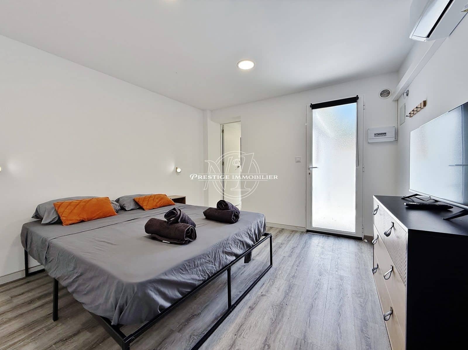 4 makuuhuone Huvila myytävänä paikassa Empuriabrava mukana uima-altaan - 595 000 € (Ref: 9832865)