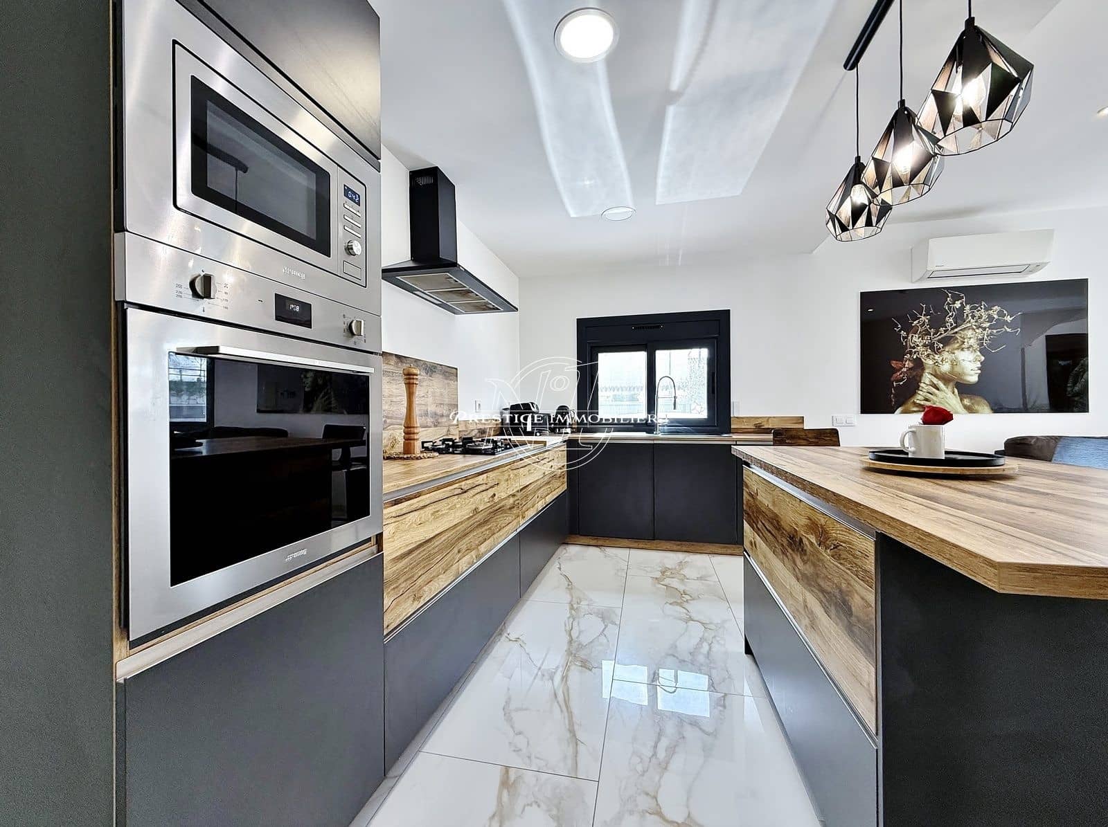 4 makuuhuone Huvila myytävänä paikassa Empuriabrava mukana uima-altaan - 595 000 € (Ref: 9832865)